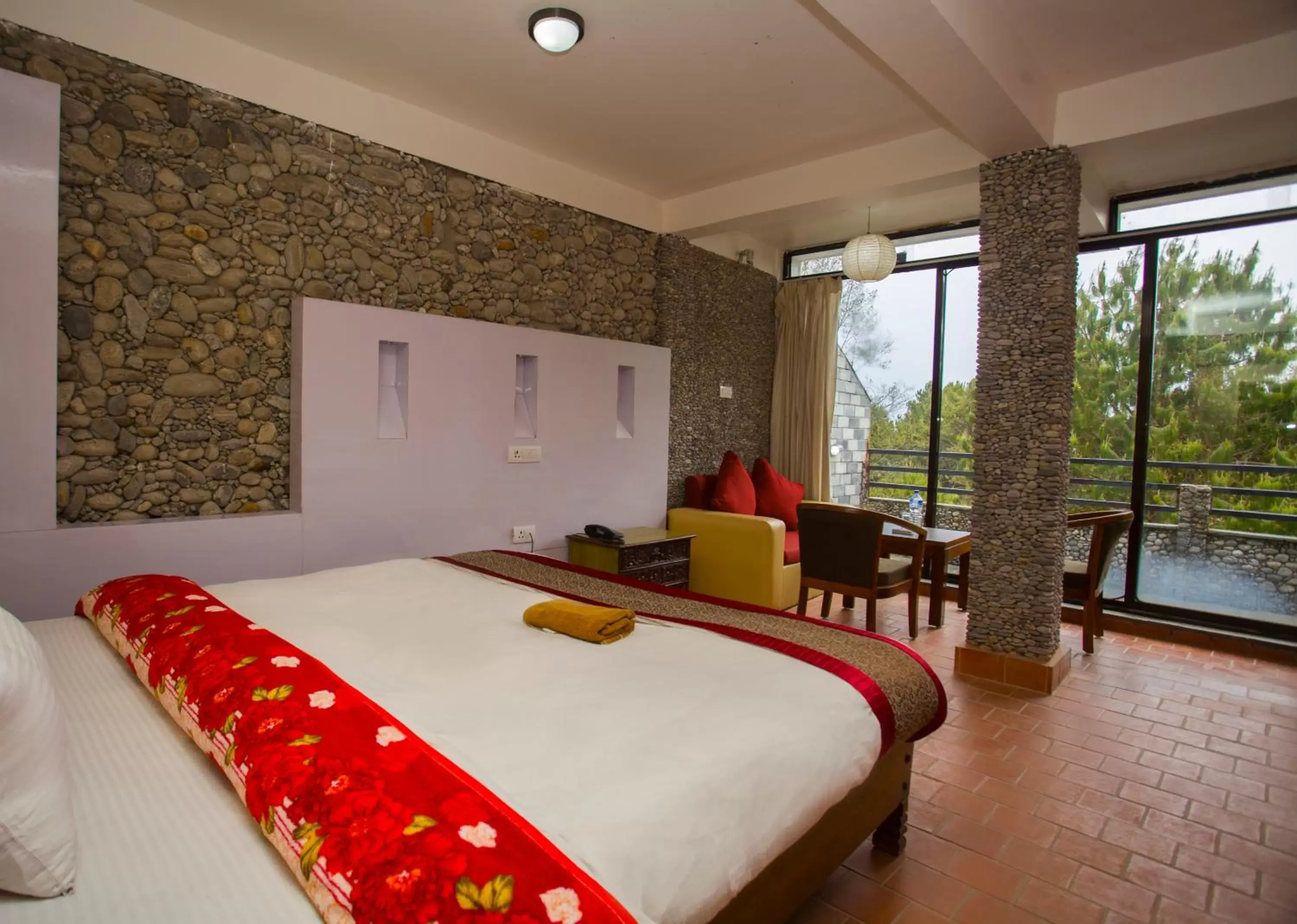 Bed in Peaceful Cottage & Cafe Du Mont Bed in Peaceful Cottage & Cafe Du Mont