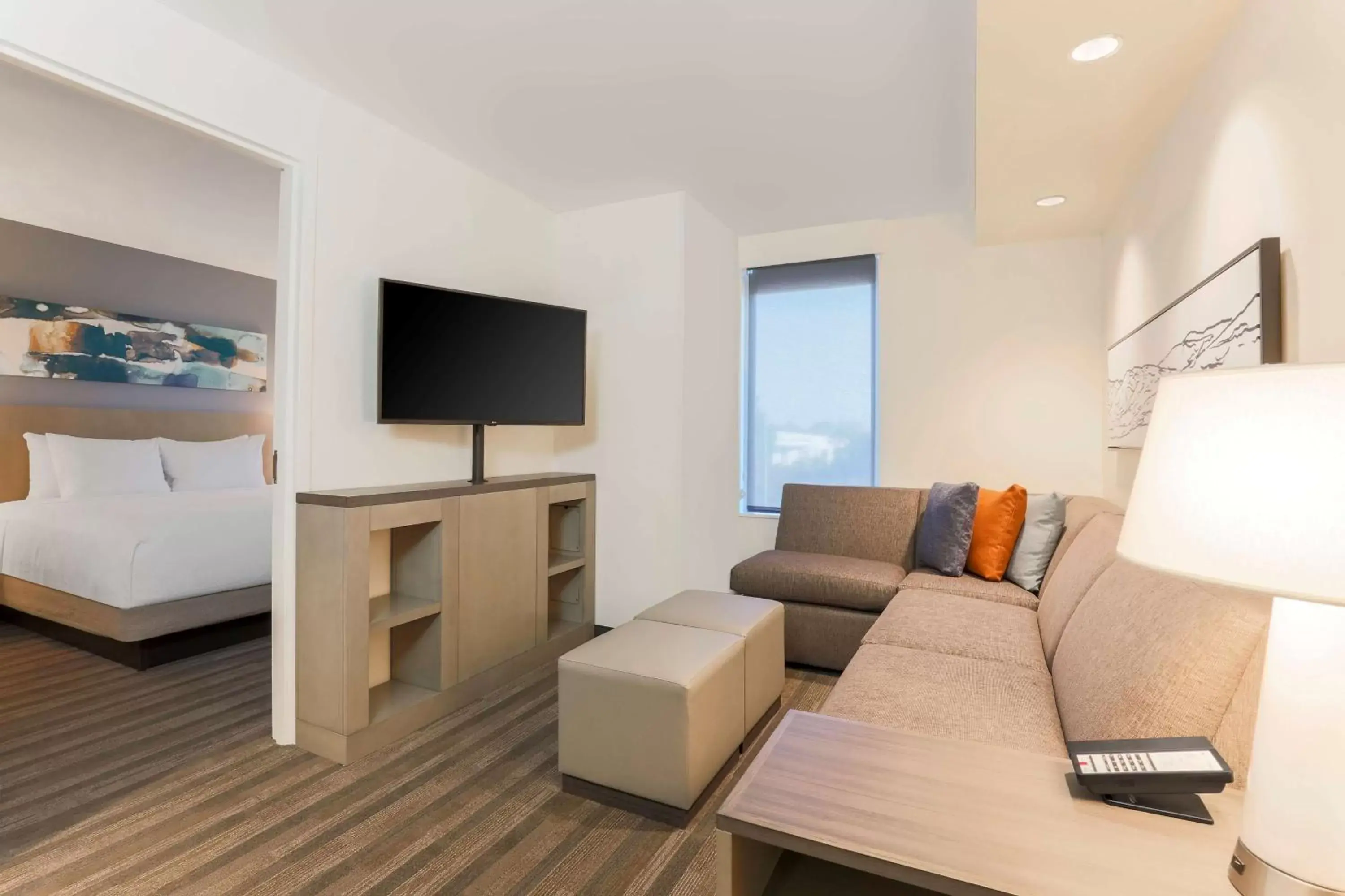 Photo of the whole room, Bed in Hyatt House Davis Photo of the whole room, Bed in Hyatt House Davis