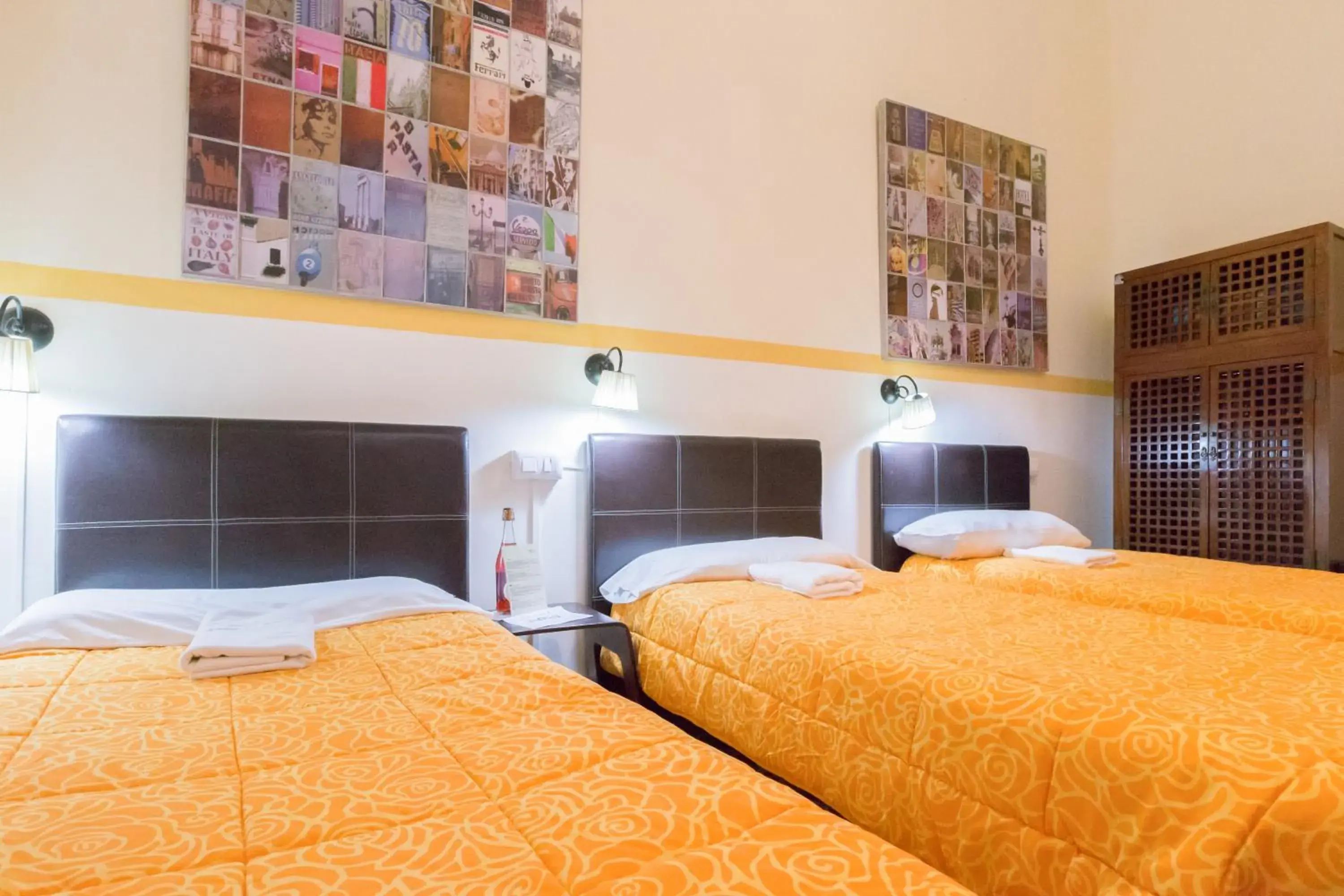 Double Room with Extra Bed (3 Adults) with Bathroom in Nuevo Suizo Double Room with Extra Bed (3 Adults) with Bathroom in Nuevo Suizo