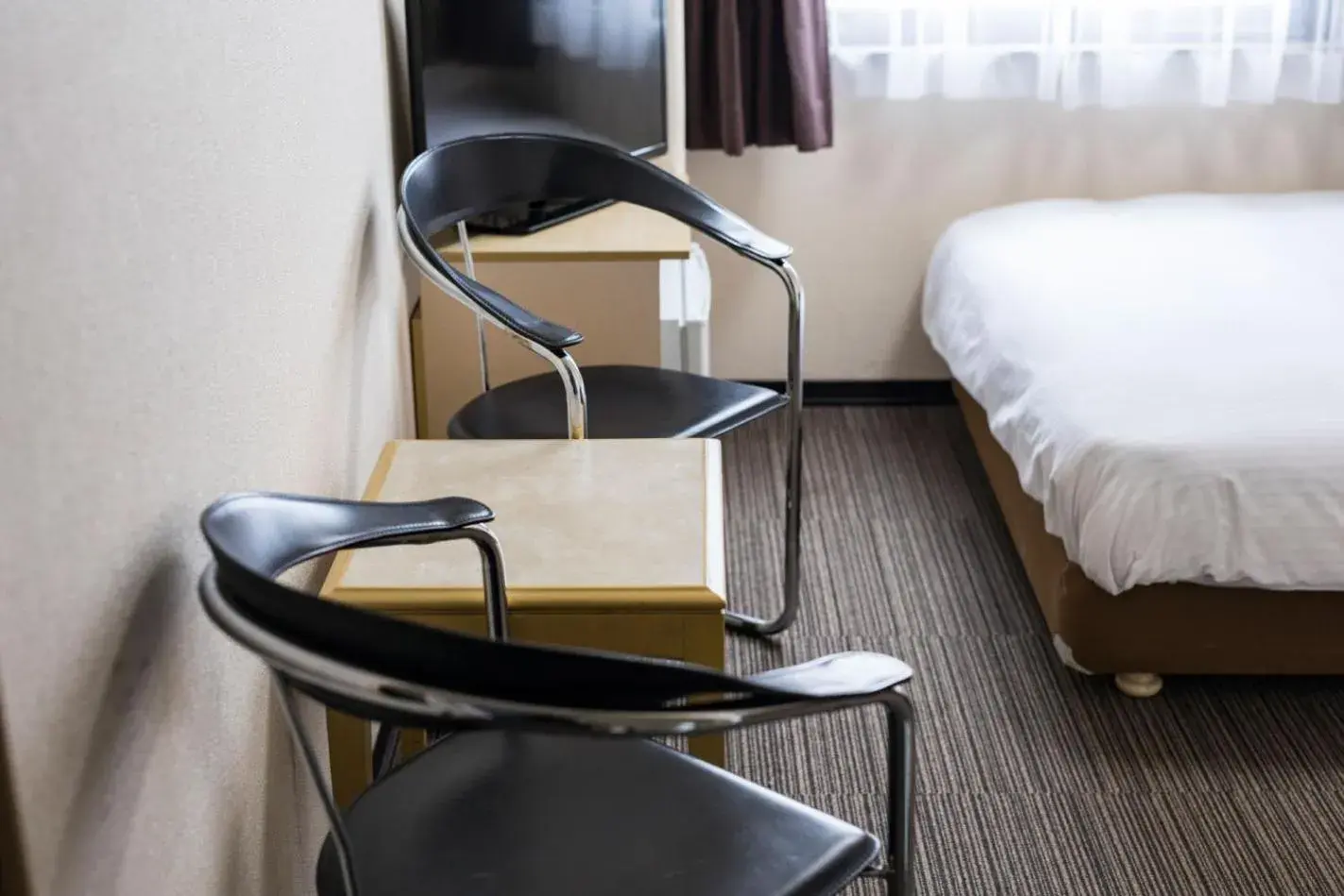 Photo of the whole room, Seating Area in Hotel Wing International Kumamoto Yatsushiro