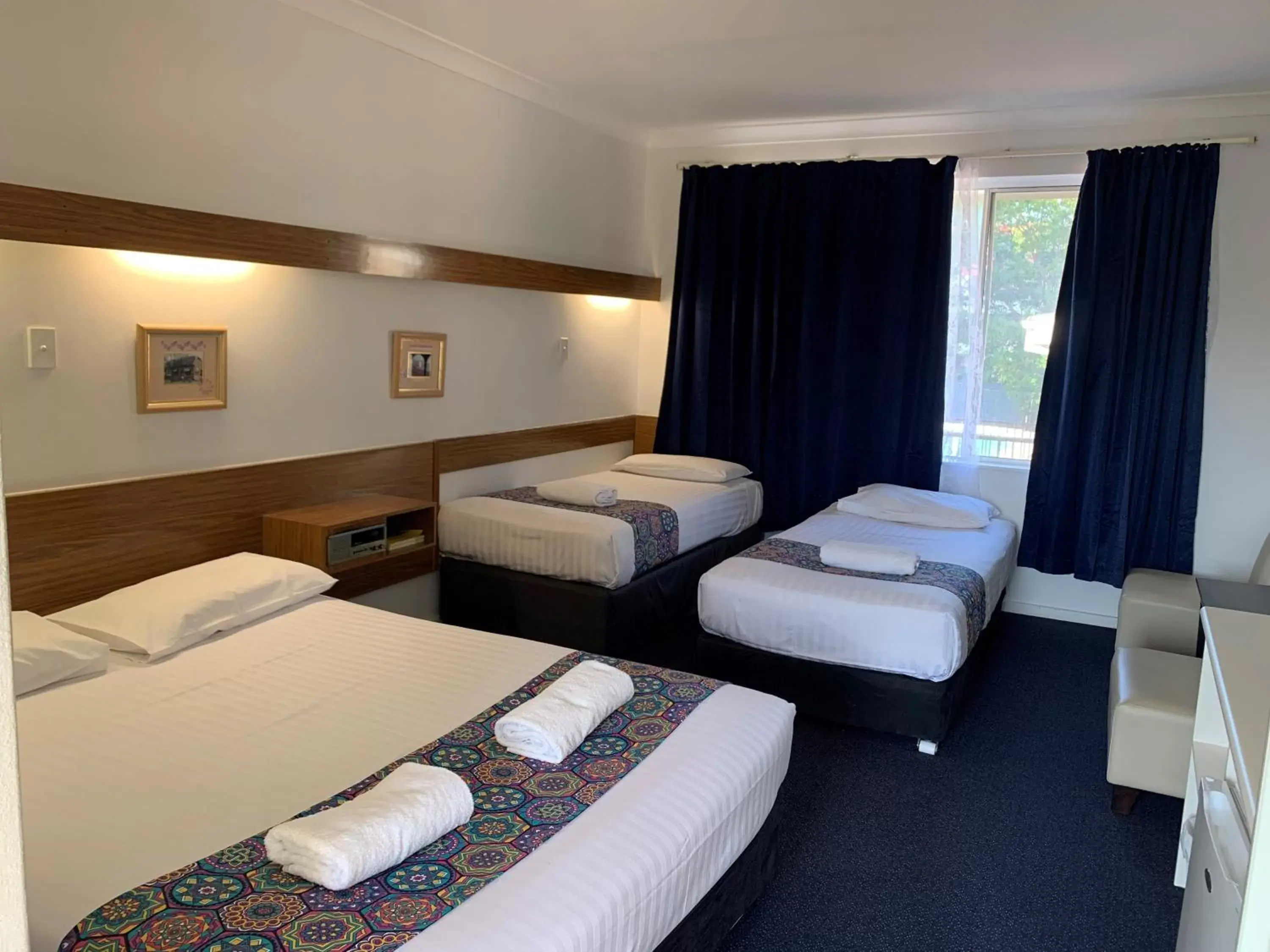 Bed in Panorama Motor Inn Bed in Panorama Motor Inn