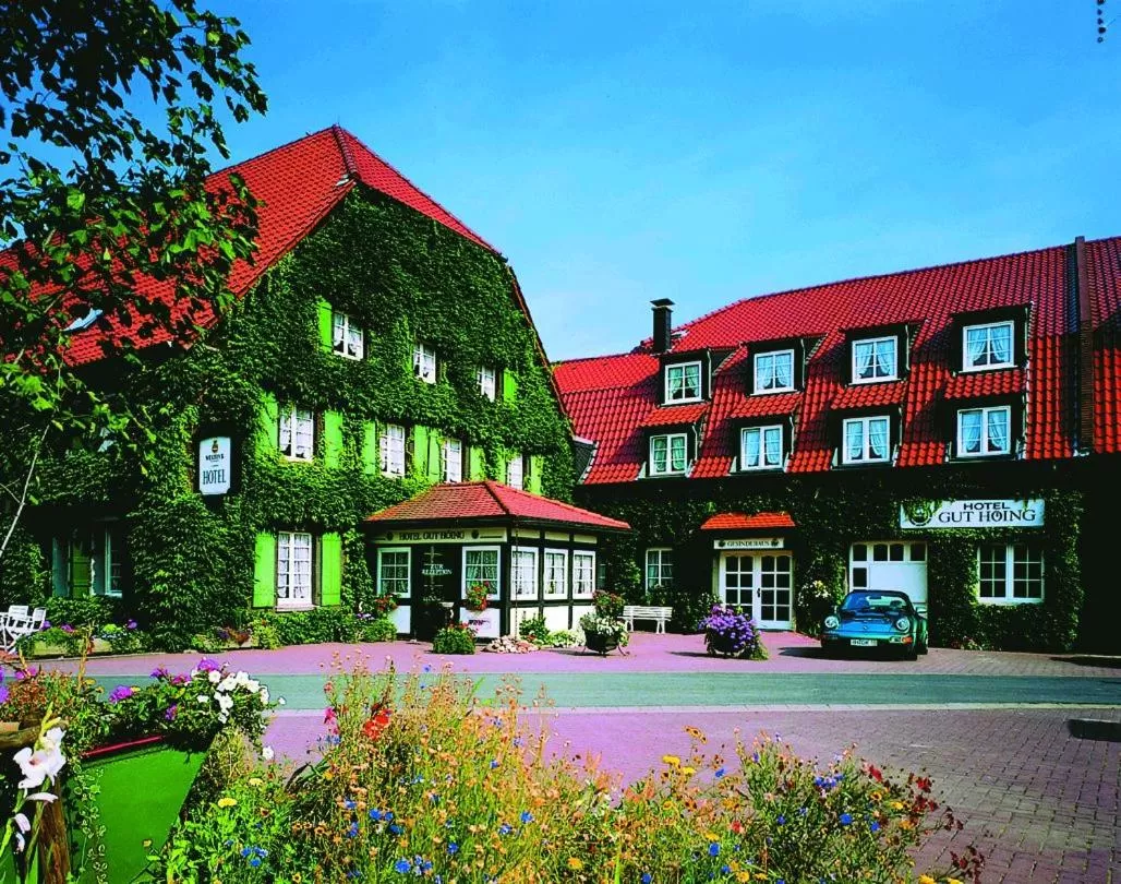 Property building in Akzent Hotel Gut Höing