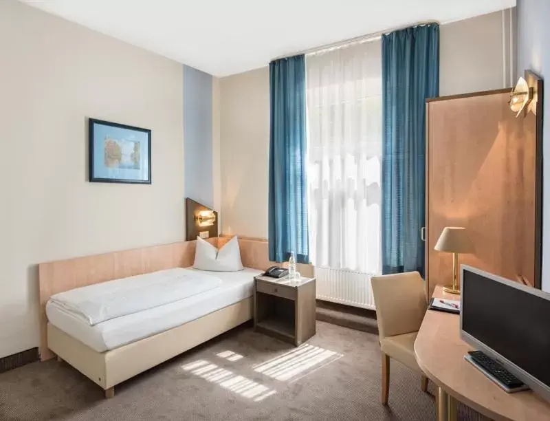 Bedroom, Seating Area in Hotel Weidenhof