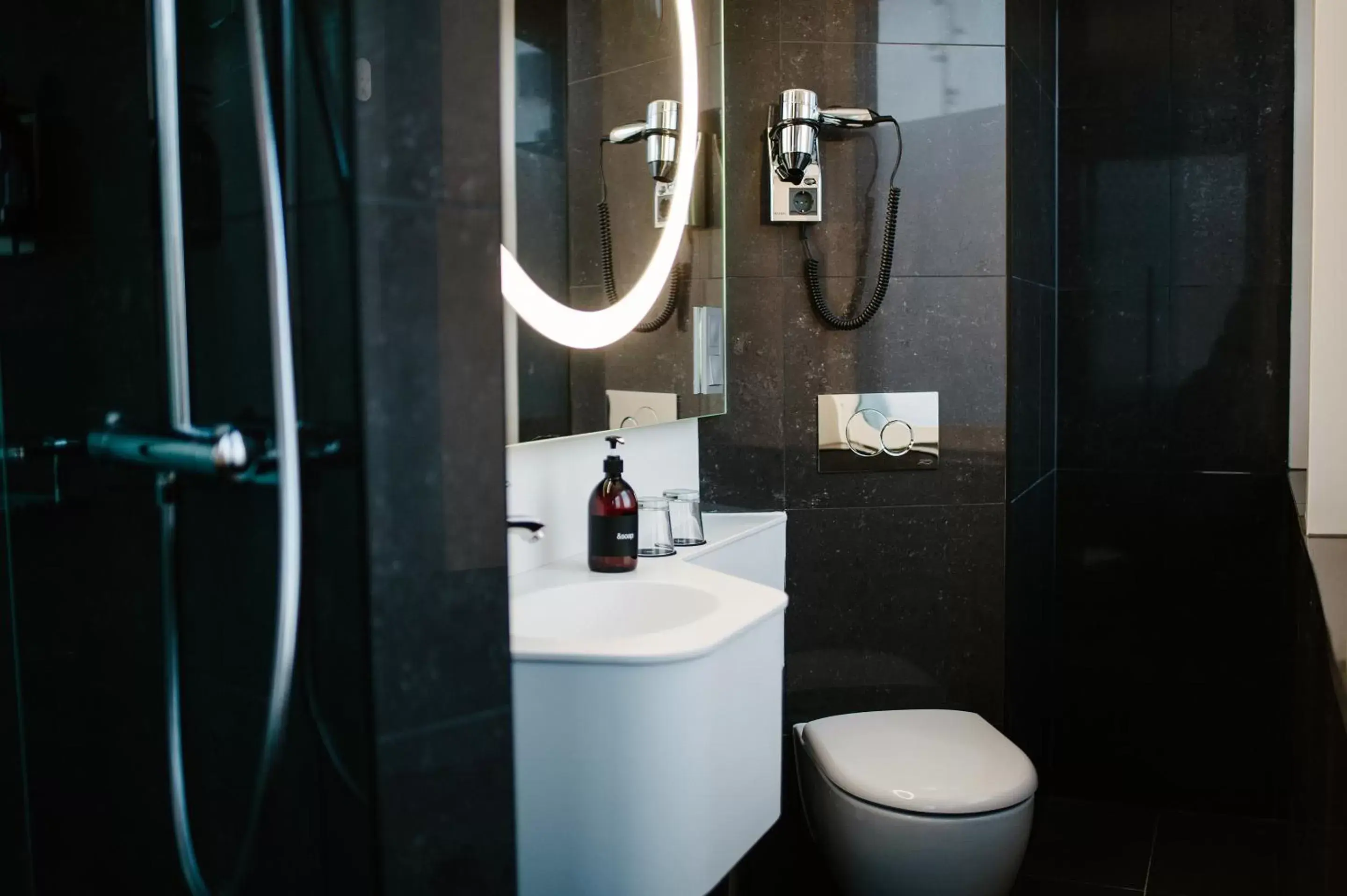 Bathroom in Best Western and hotel