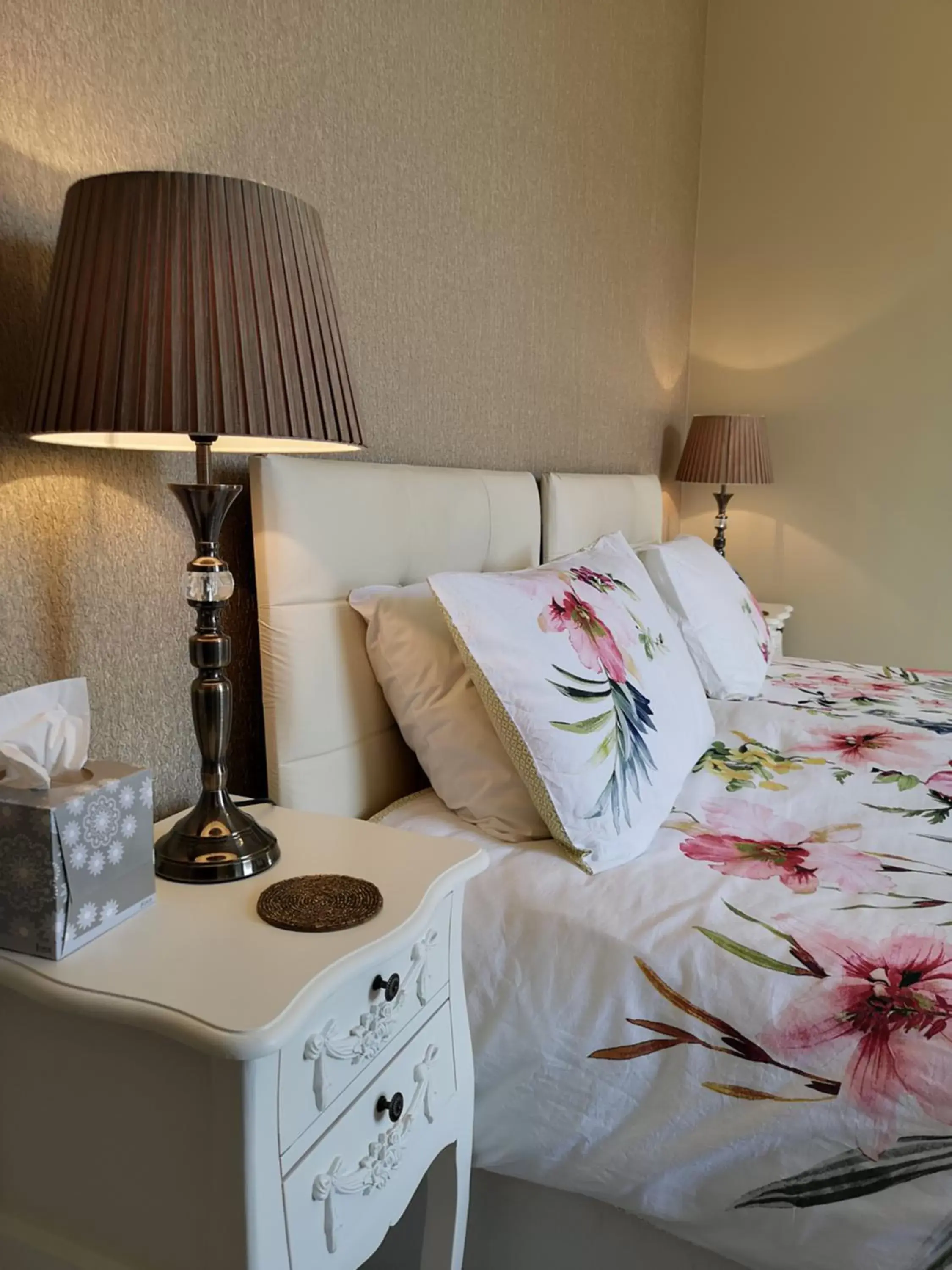 Cozy Double Room in The Hotel Balmoral - Just for Adults Cozy Double Room in The Hotel Balmoral - Just for Adults