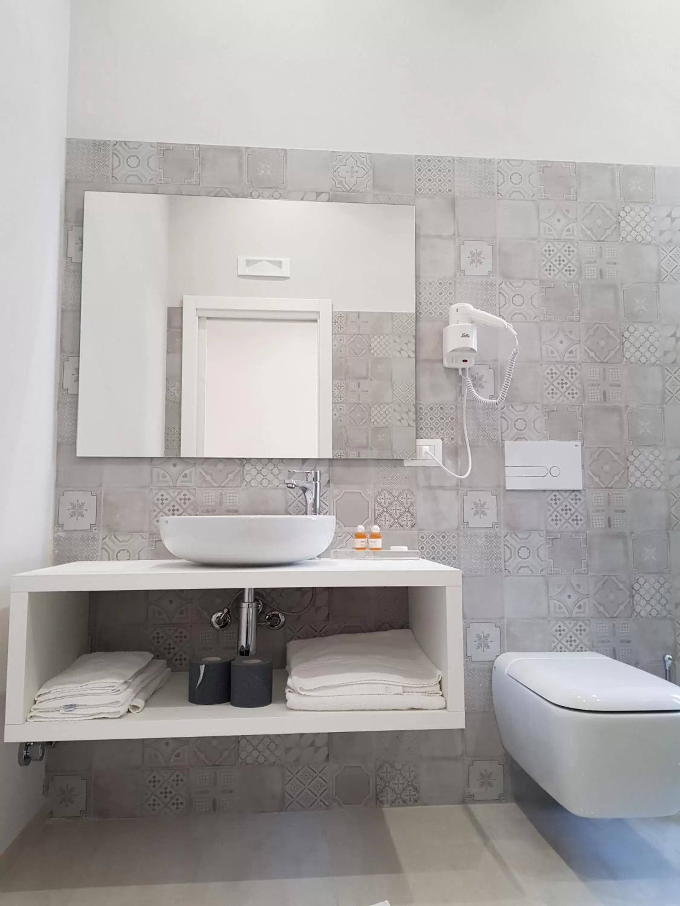 Luxury Quadruple Room in B&B Via Cavour 32 Luxury Quadruple Room in B&B Via Cavour 32