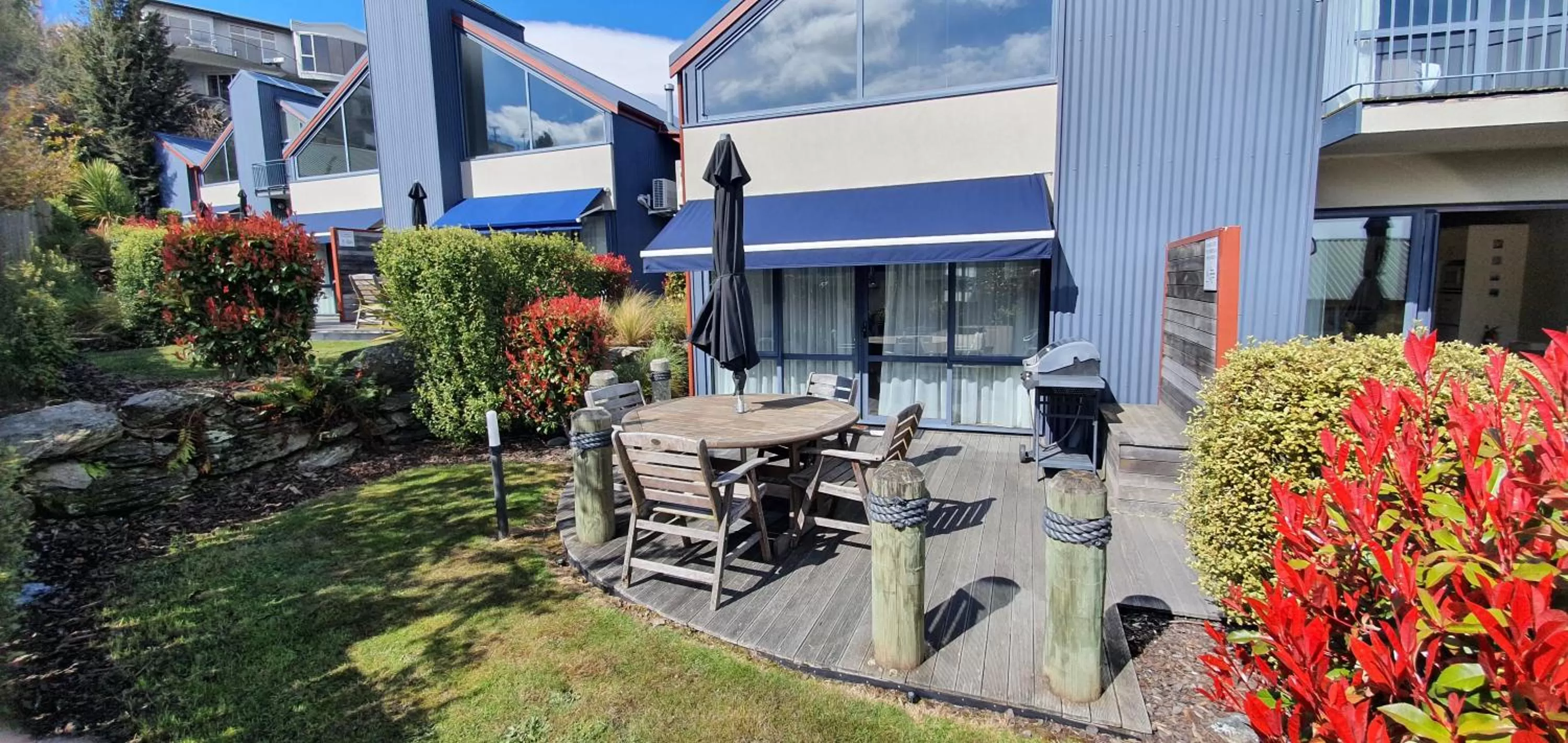 BBQ facilities in The Moorings Motel and Apartments