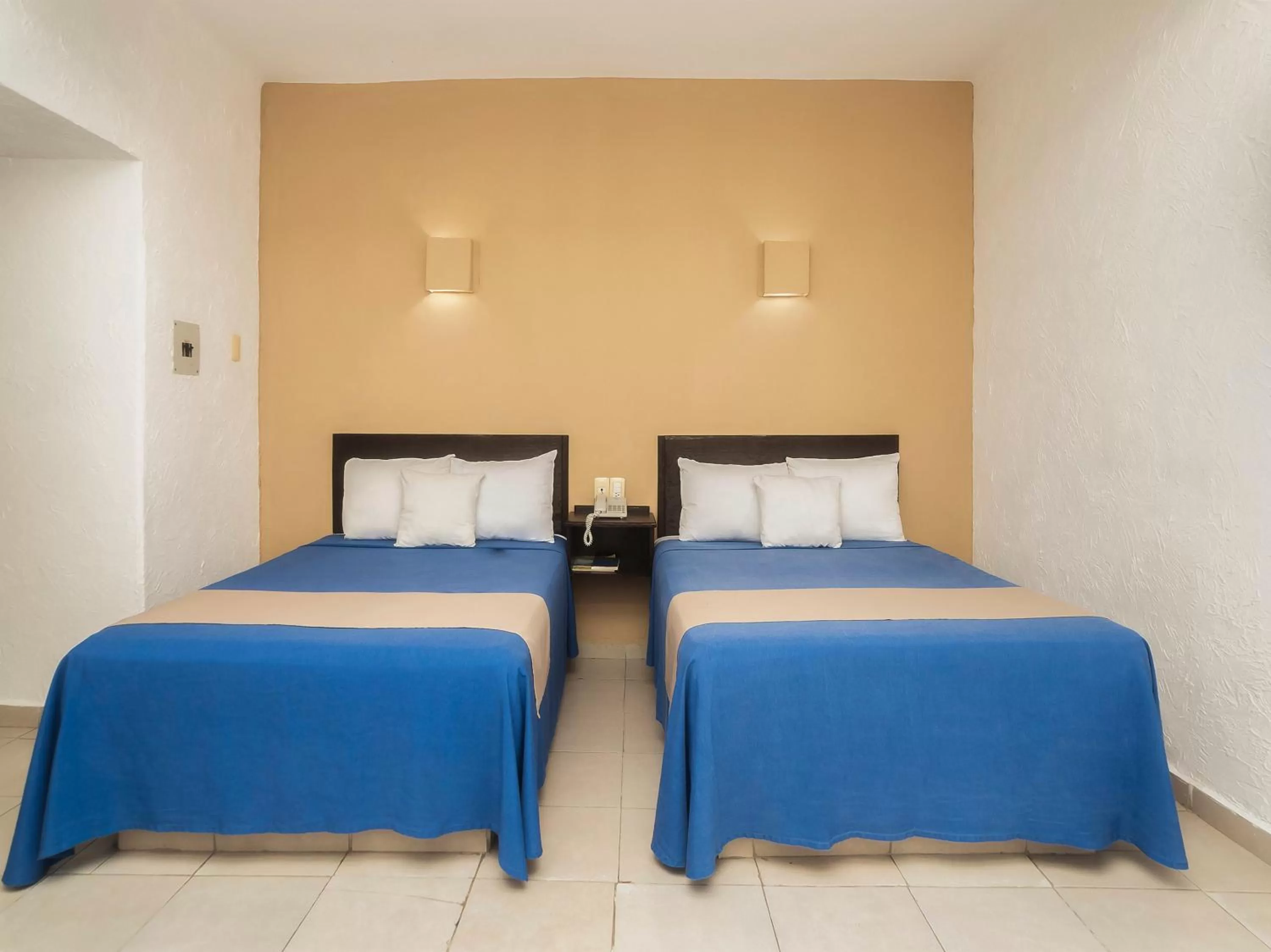 Bed in Hotel Trianon