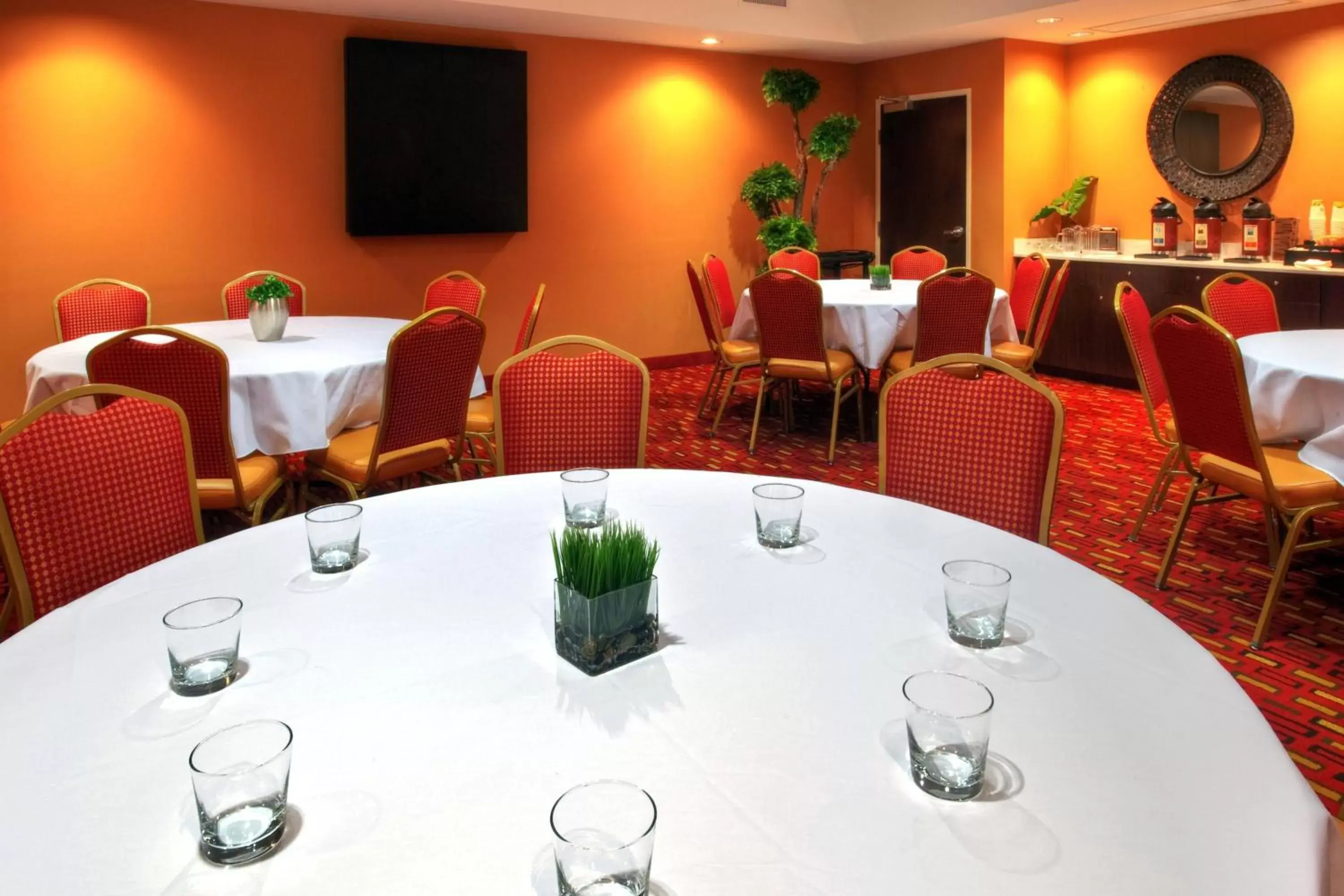Meeting/conference room, Restaurant/Places to Eat in Courtyard by Marriott Johnson City