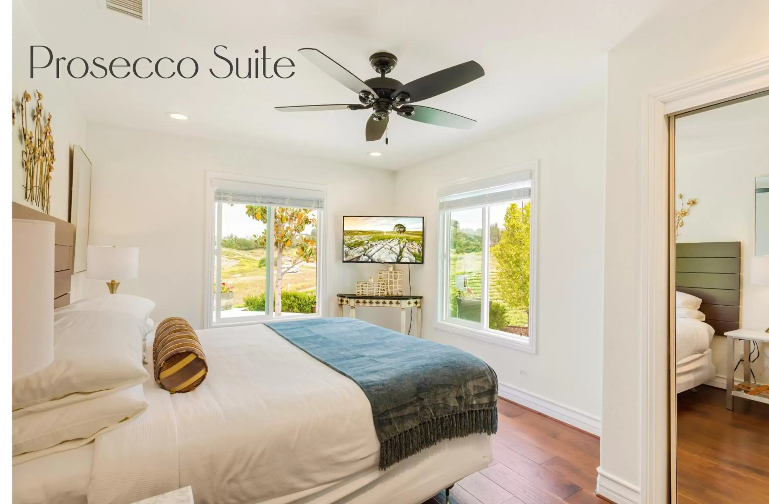 Bedroom, Bed in Gaia Inn & Spa- Adult Only- Temecula Wine Country Bedroom, Bed in Gaia Inn & Spa- Adult Only- Temecula Wine Country