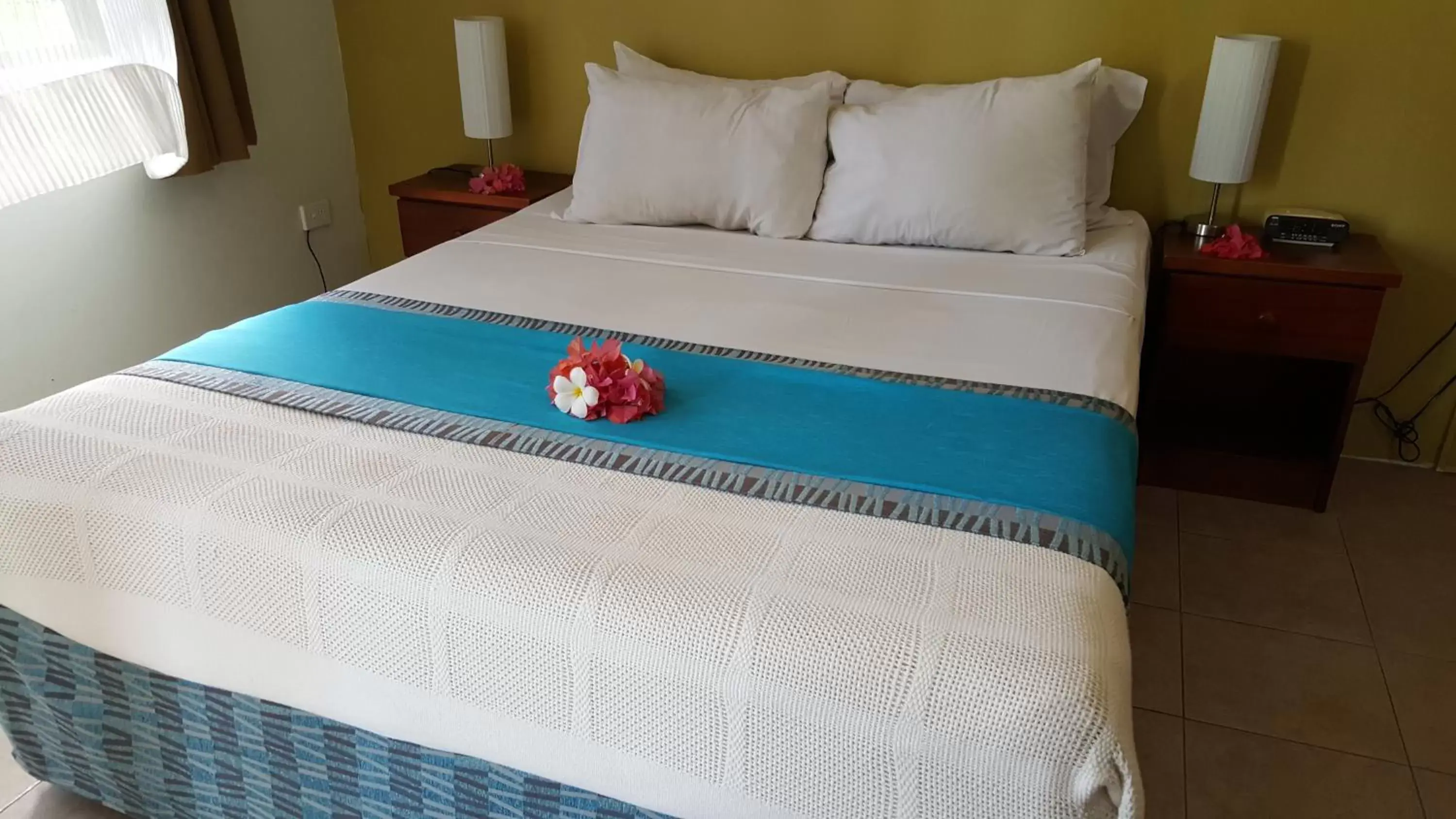 cot, Bed in Hexagon International Hotel, Villas & Spa