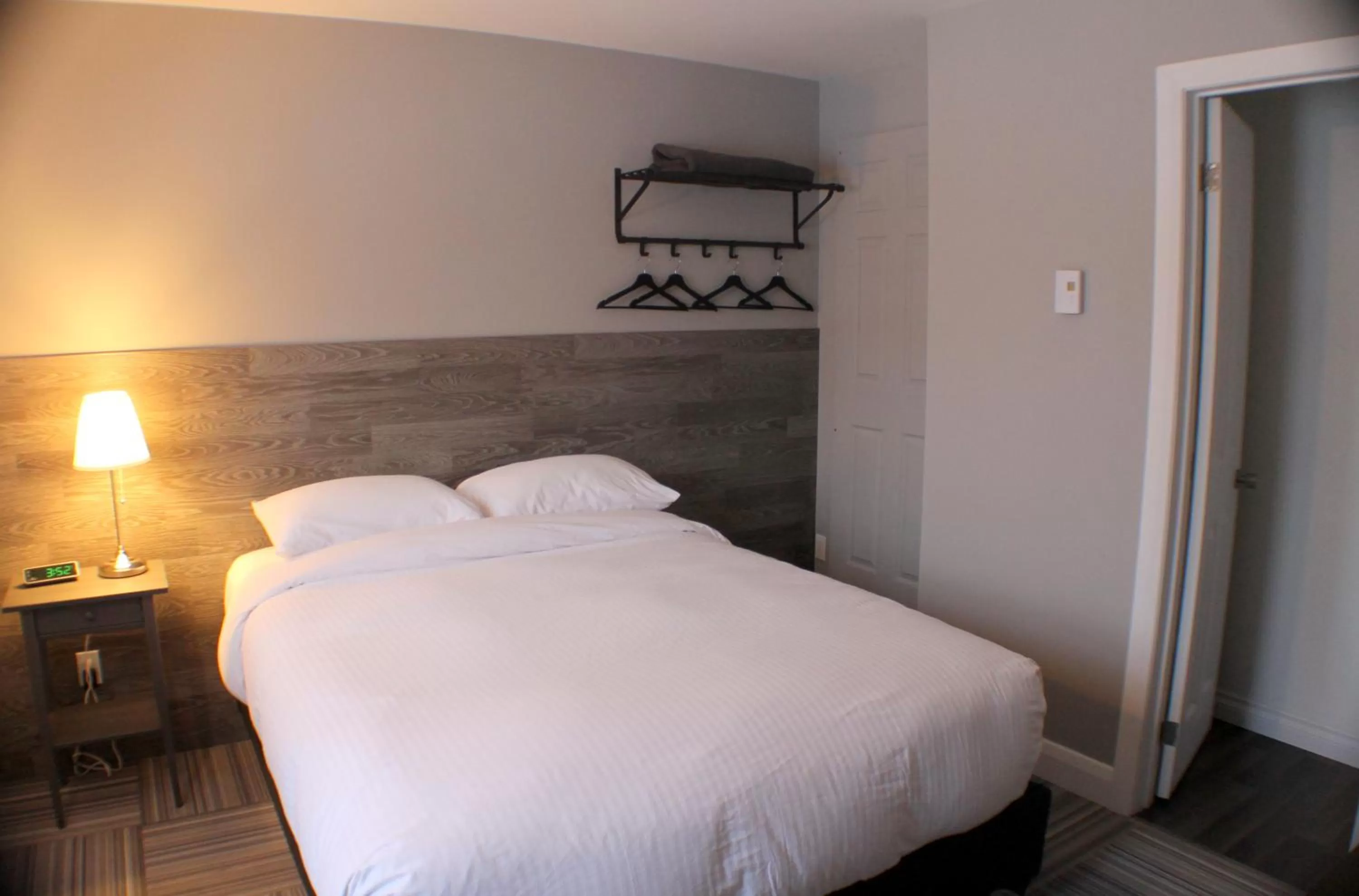 Bed in Auberge Valcartier - Par Aneyro