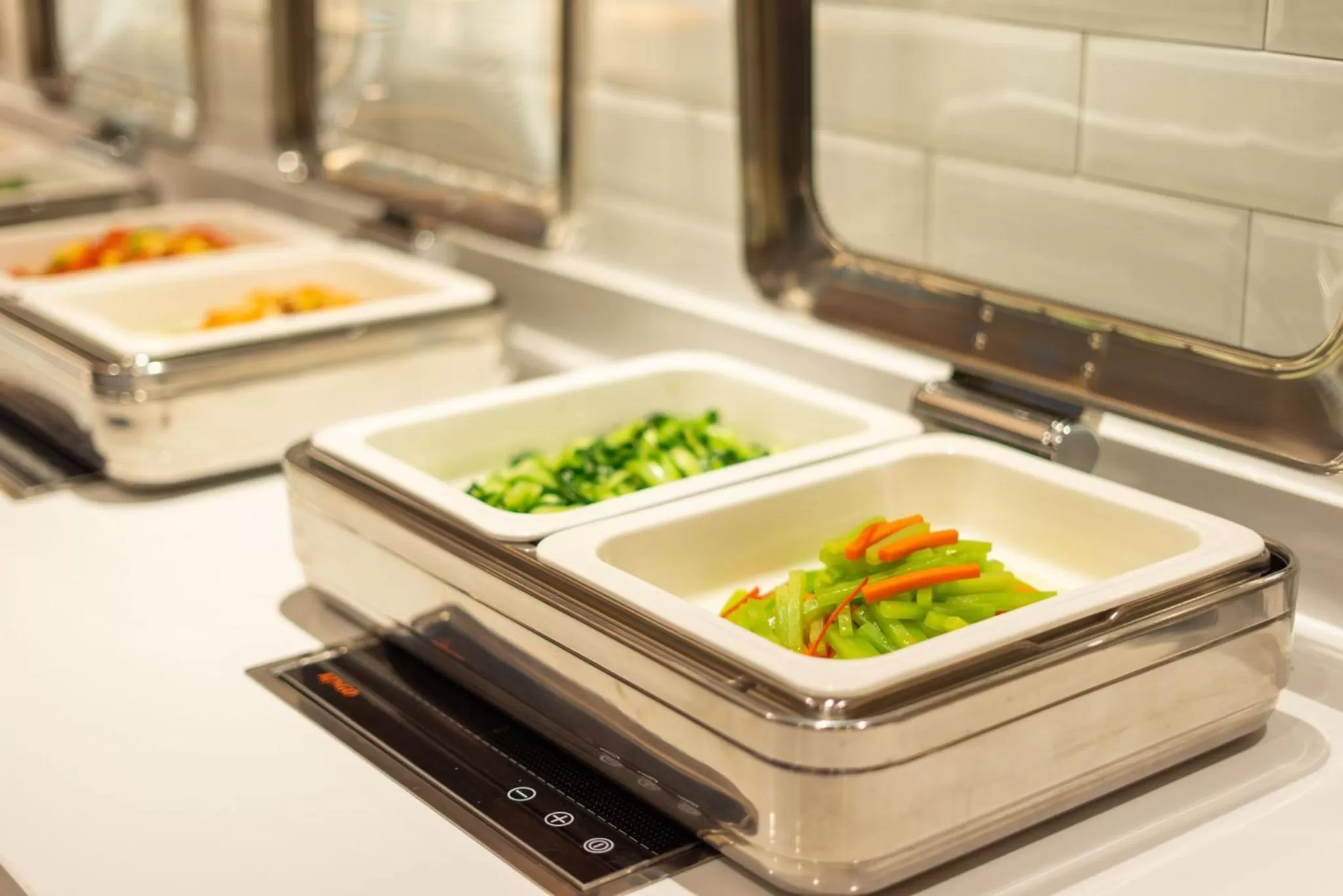 Restaurant/places to eat in Holiday Inn Express Hangzhou Westlake East by IHG