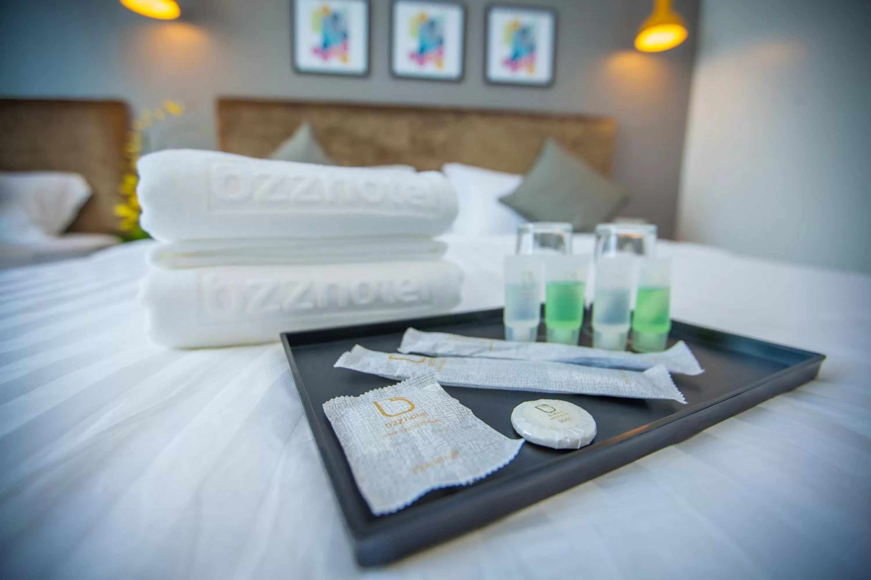 Bathroom, Bed in Bzz Hotel Skudai