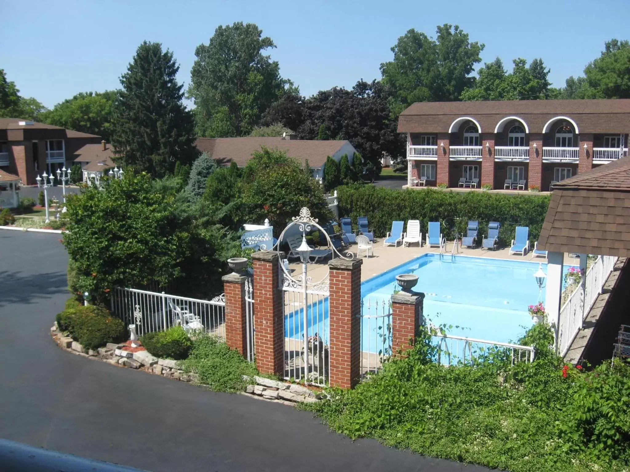 Pool View in Lockport Inn and Suites