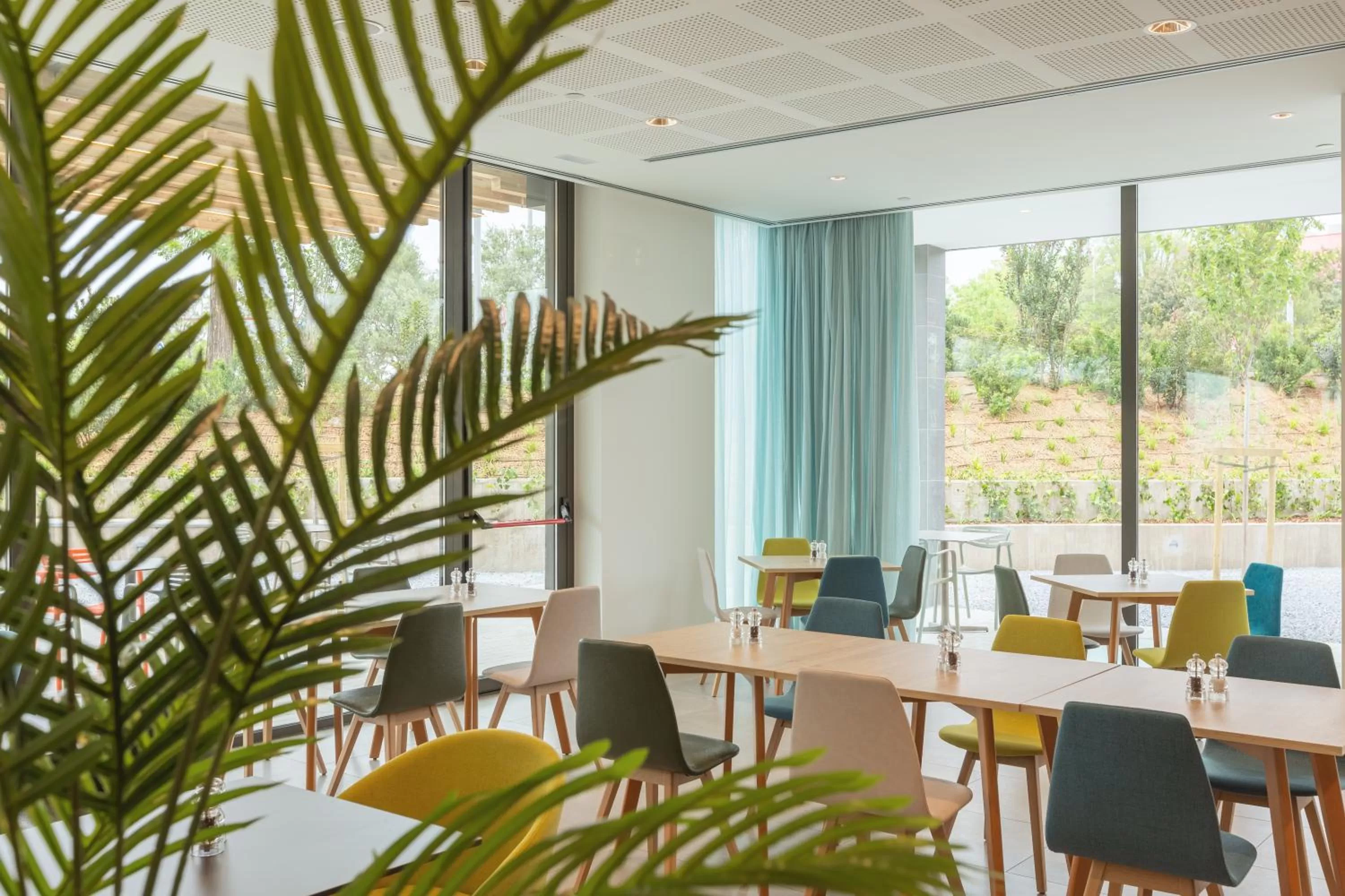 Restaurant/places to eat in Holiday Inn Barcelona - Sant Cugat by IHG