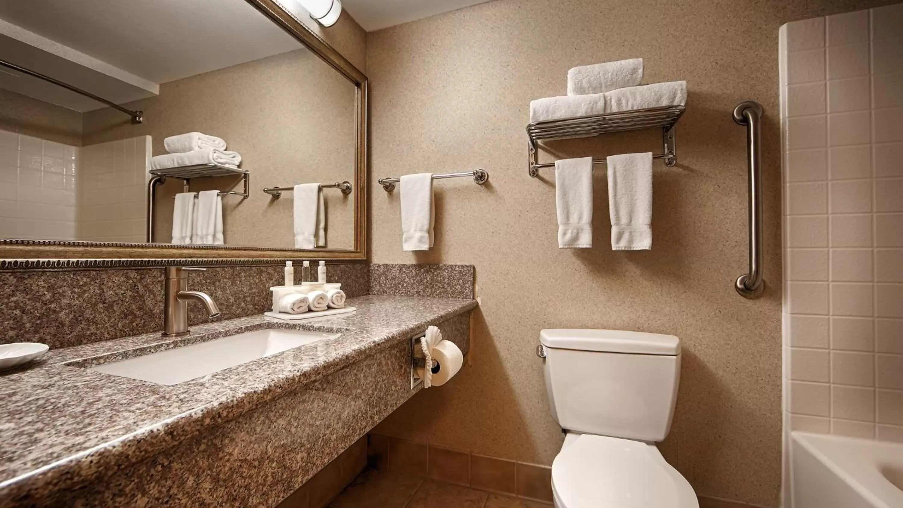 Toilet, Bathroom in Best Western Plus North Las Vegas Inn & Suites
