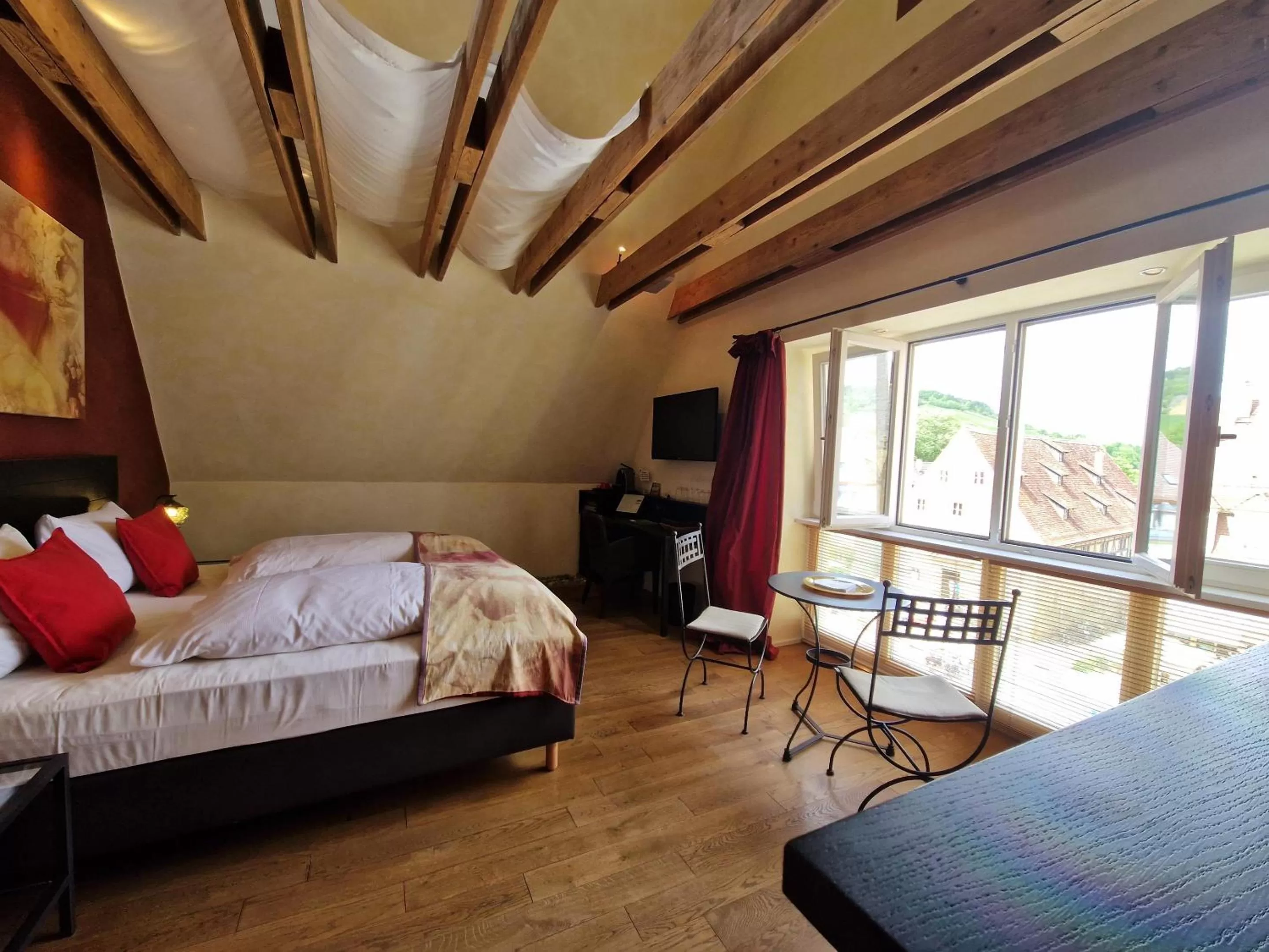 Bed in Laurentius Boutique-Hotel & Restaurant