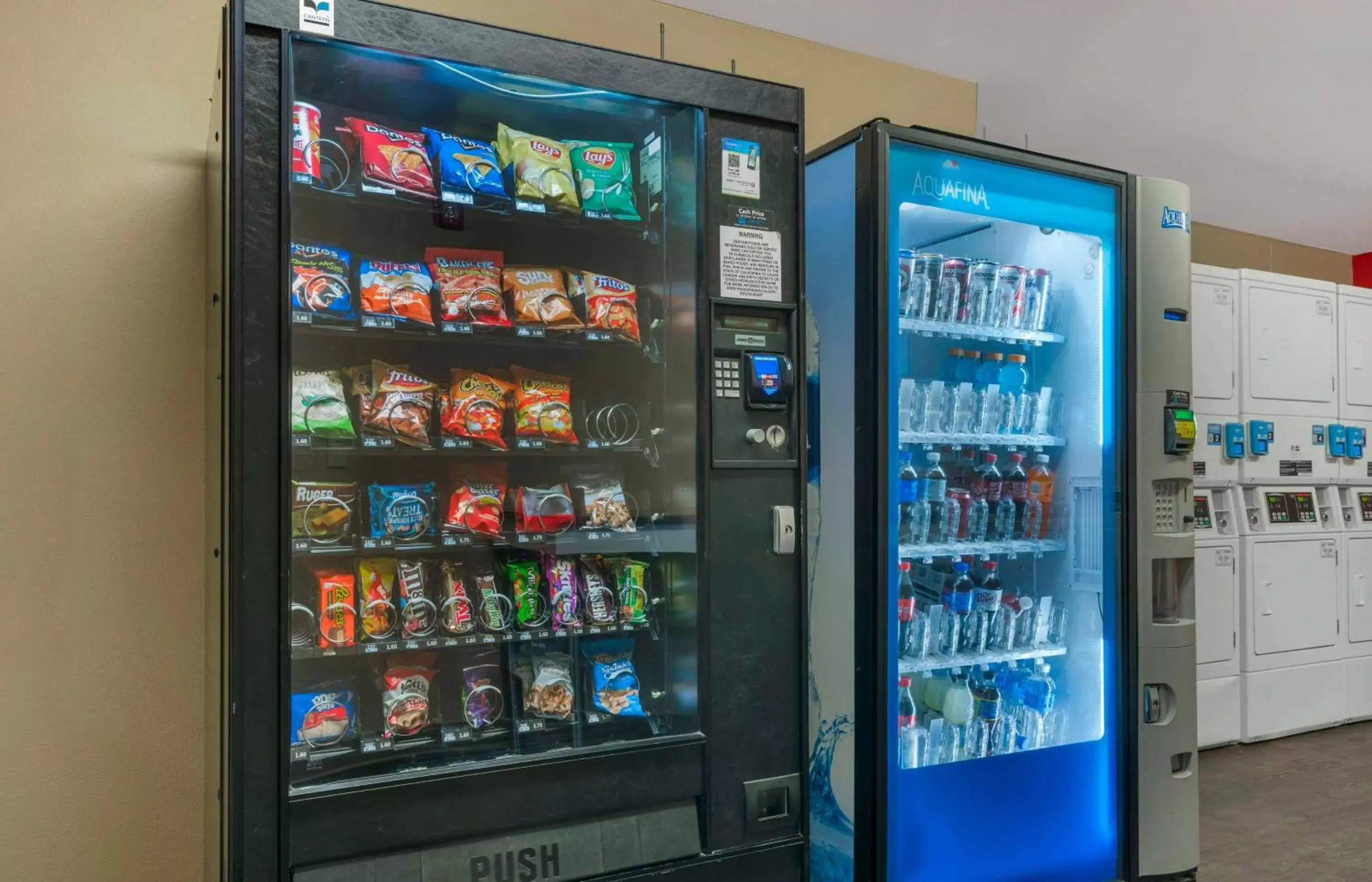 Property building in Extended Stay America Suites - Stockton - March Lane Property building in Extended Stay America Suites - Stockton - March Lane