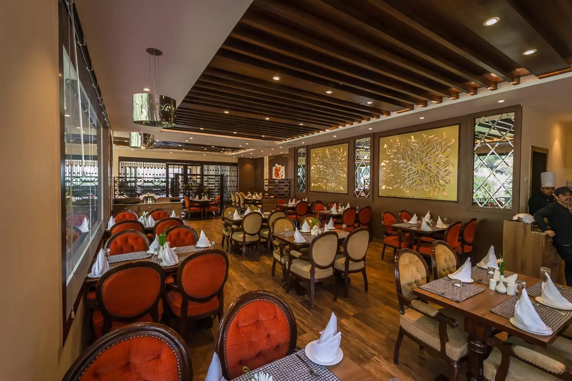 Restaurant/places to eat in The Highland Park - A Truly River side Resort Restaurant/places to eat in The Highland Park - A Truly River side Resort