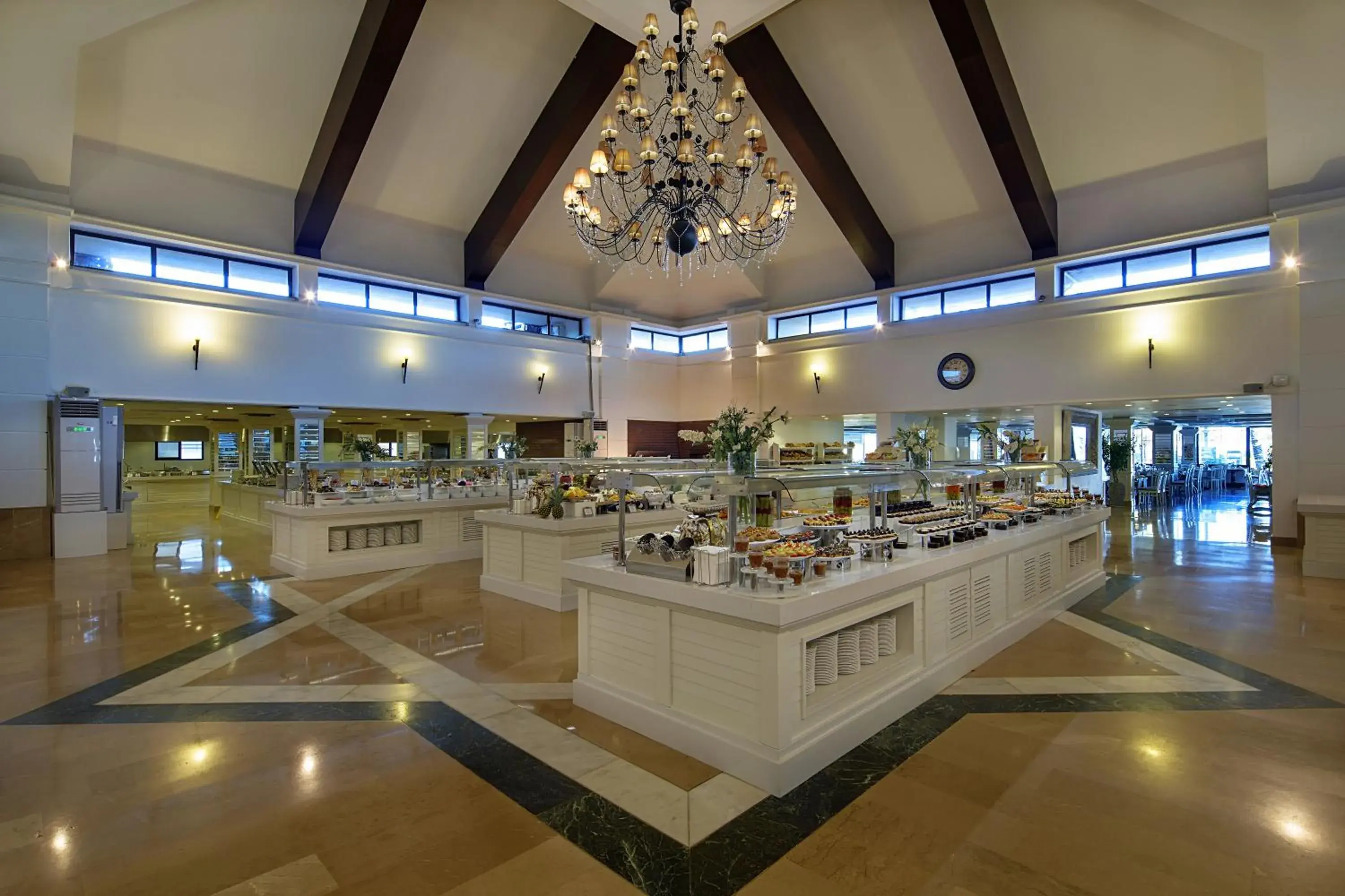 Food, Restaurant/Places to Eat in Bellis Deluxe Hotel