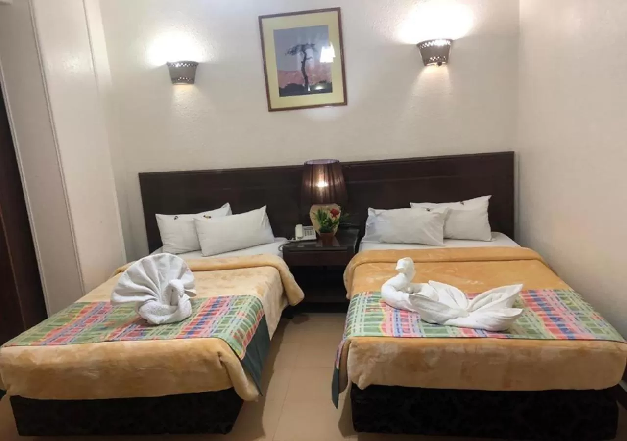 Bedroom, Bed in bonne villa