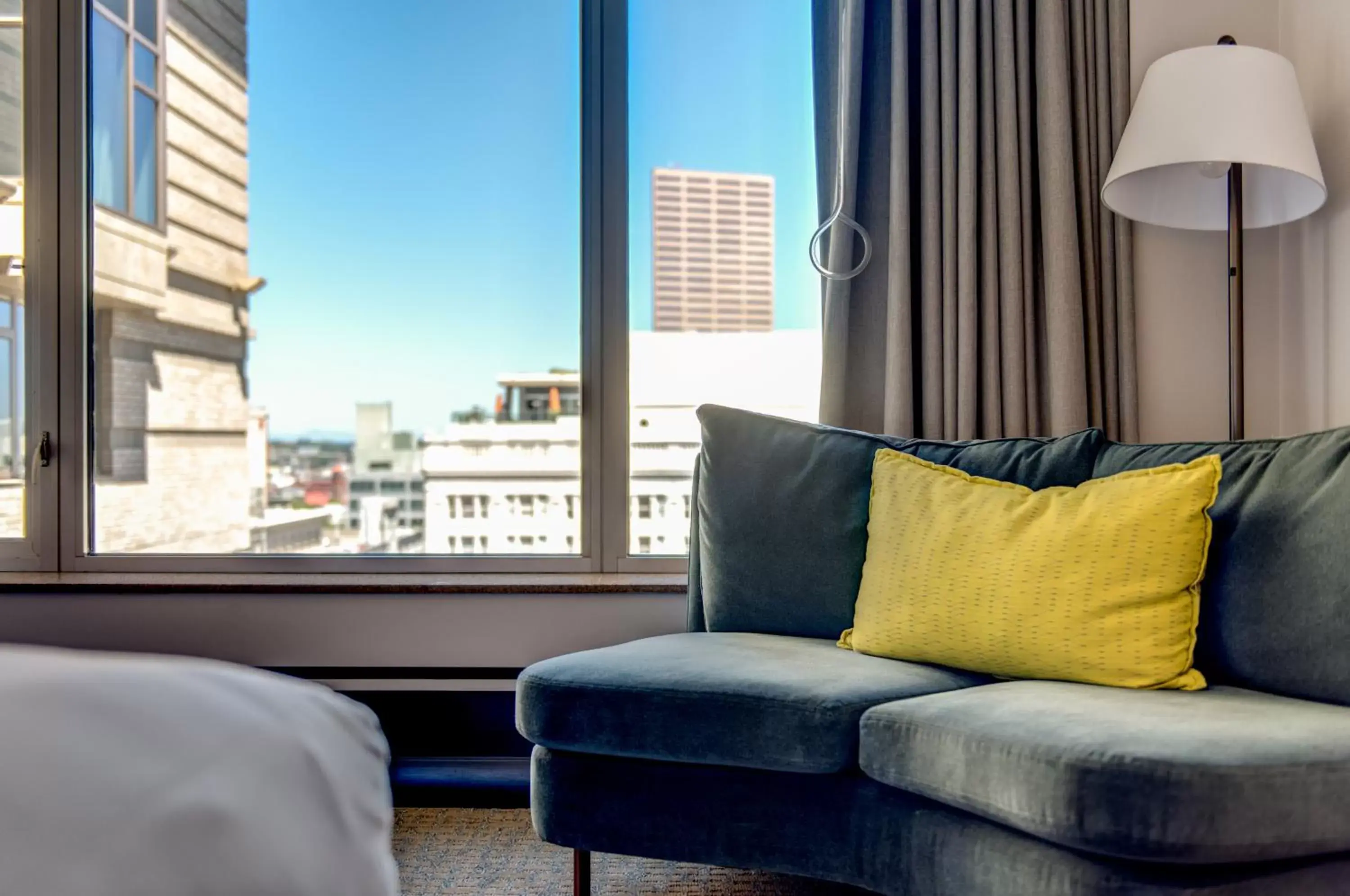 Seating Area in The Duniway Portland, A Hilton Hotel