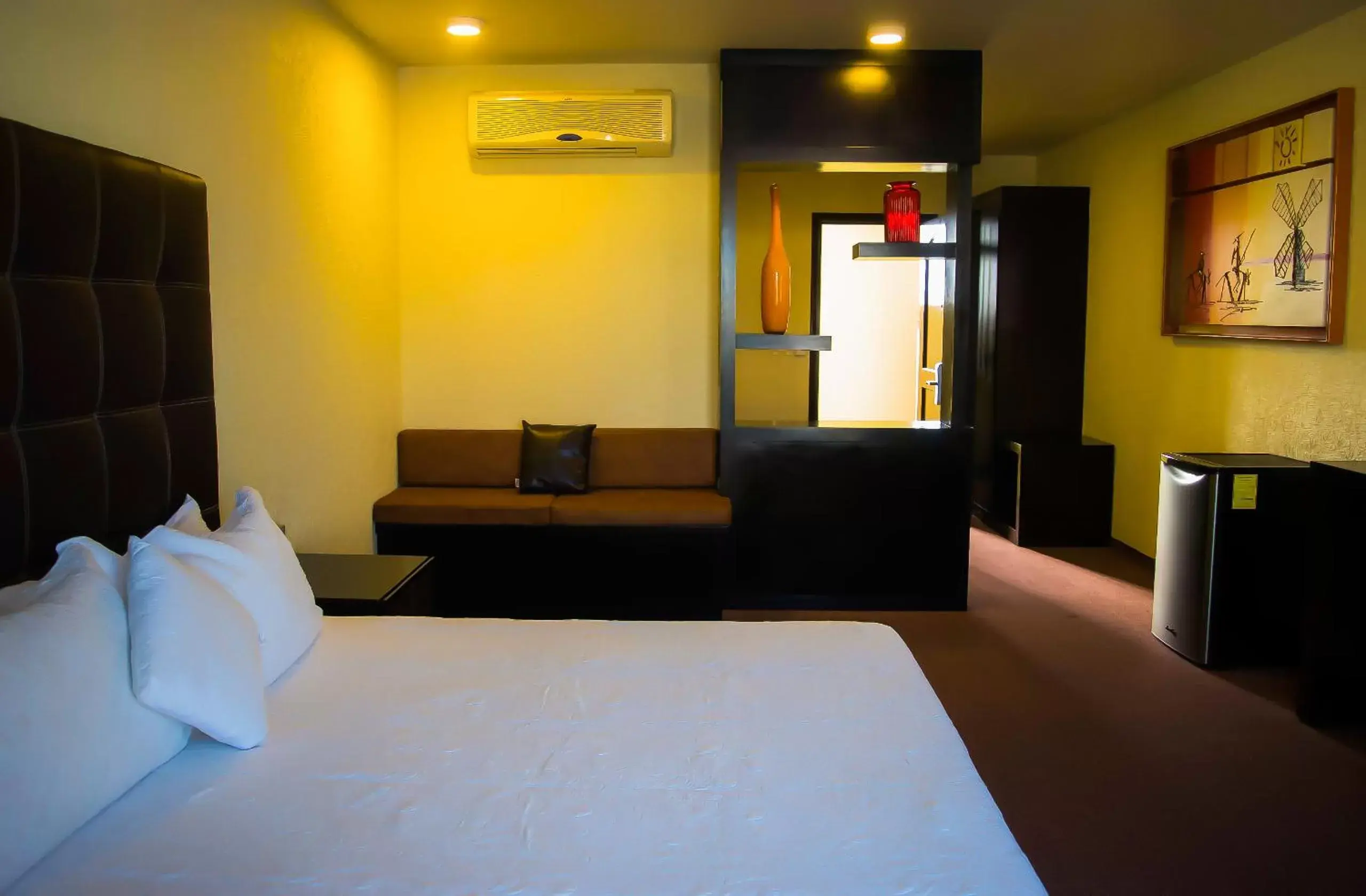 Photo of the whole room, Bed in Wyndham Garden Aguascalientes Hotel & Casino