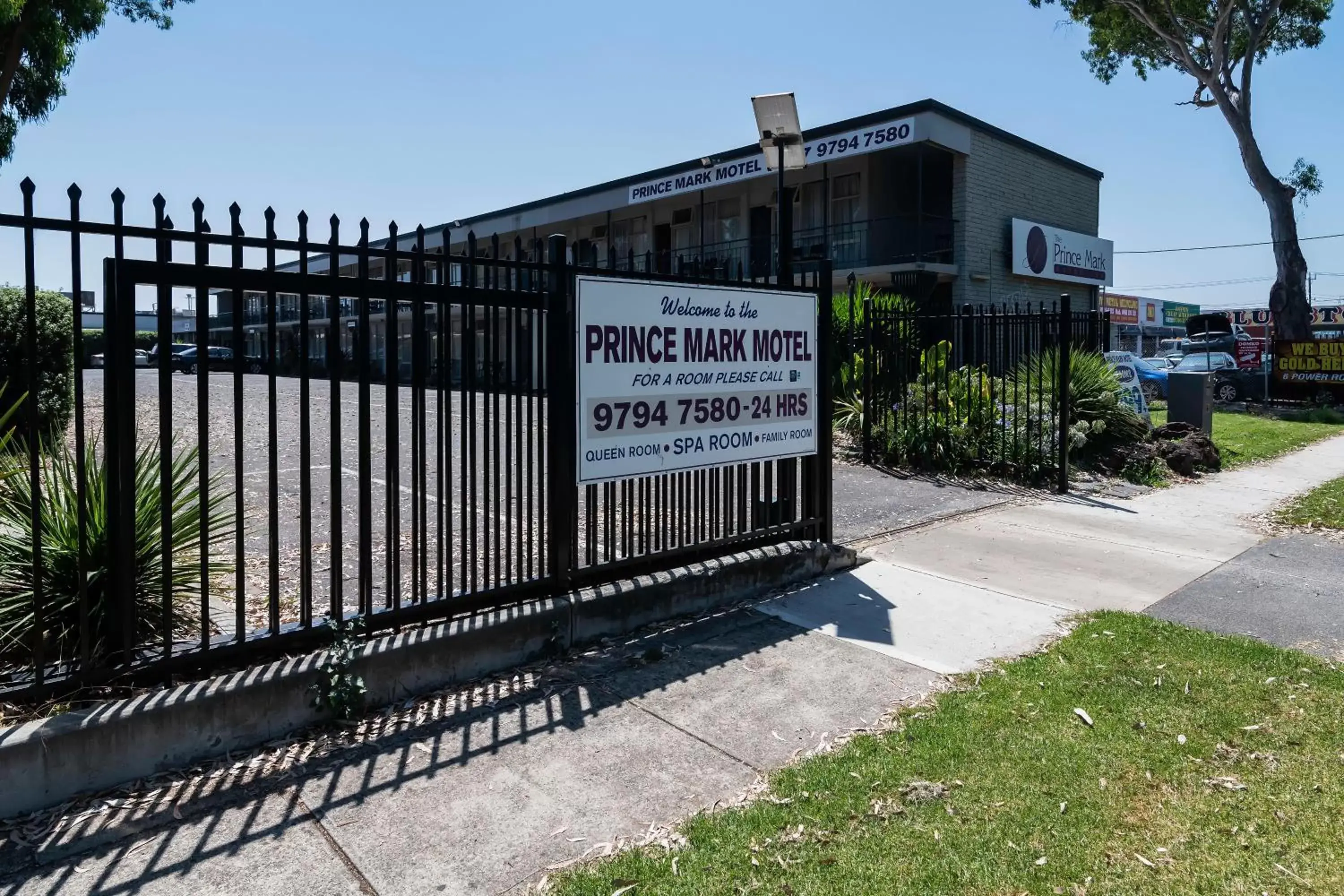 Facade/entrance, Property Building in The Prince Mark Motel