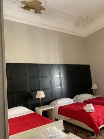 Bed in Santuzza Hotel Catania