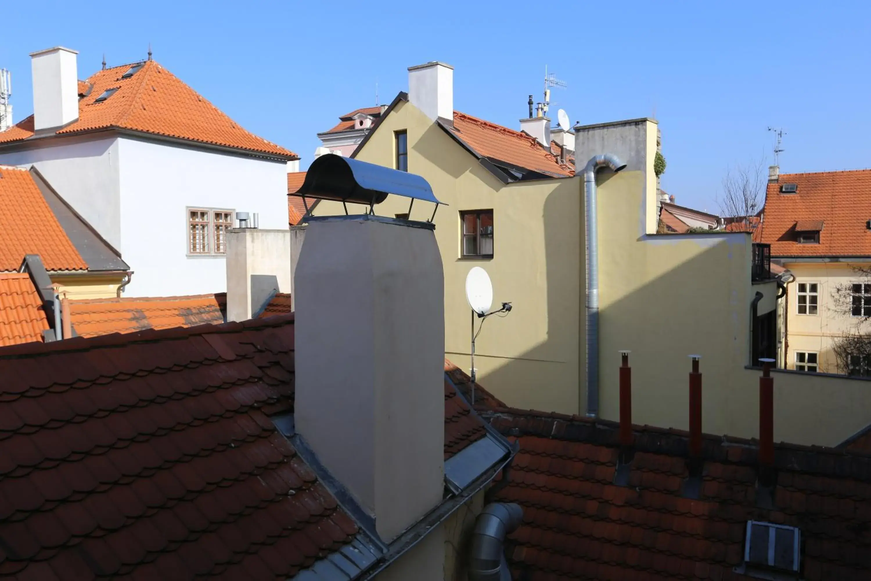 View (from property/room), Property Building in Hotel King George