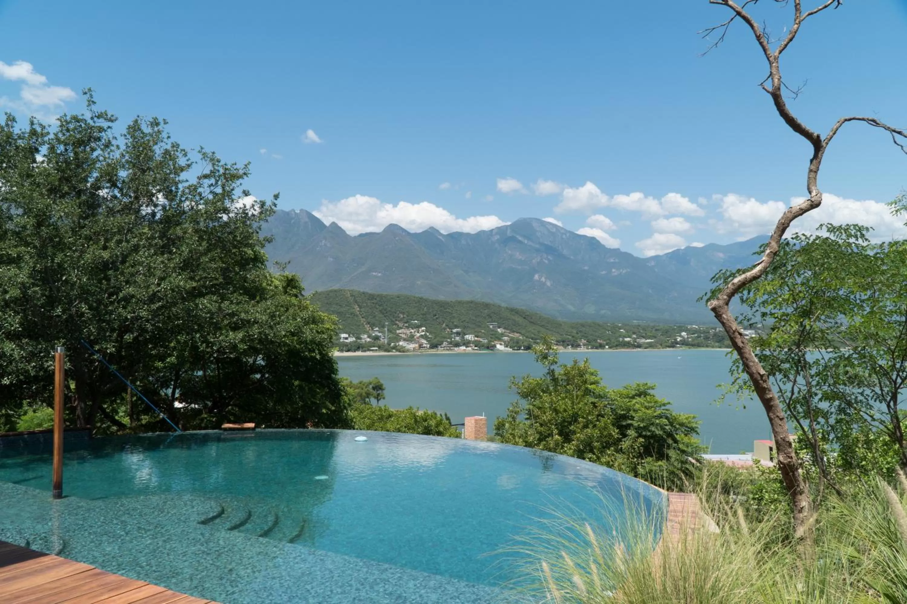 Property building in Gamma Monterrey Rincon de Santiago