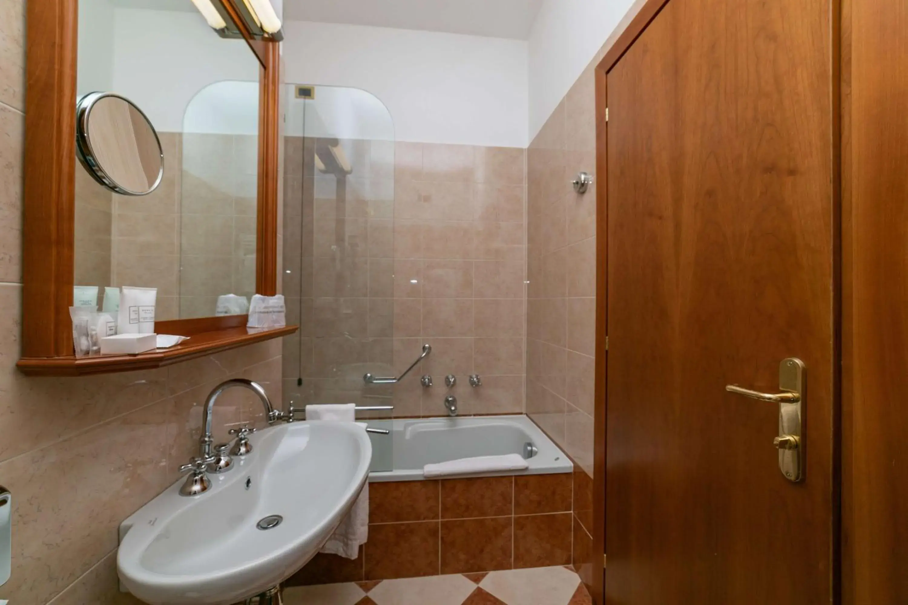 Bathroom in Best Western Hotel Cappello d'Oro