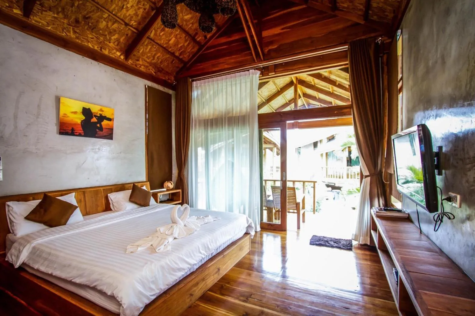Photo of the whole room, Bed in Tique Series Boutique Resort (SHA Extra Plus)