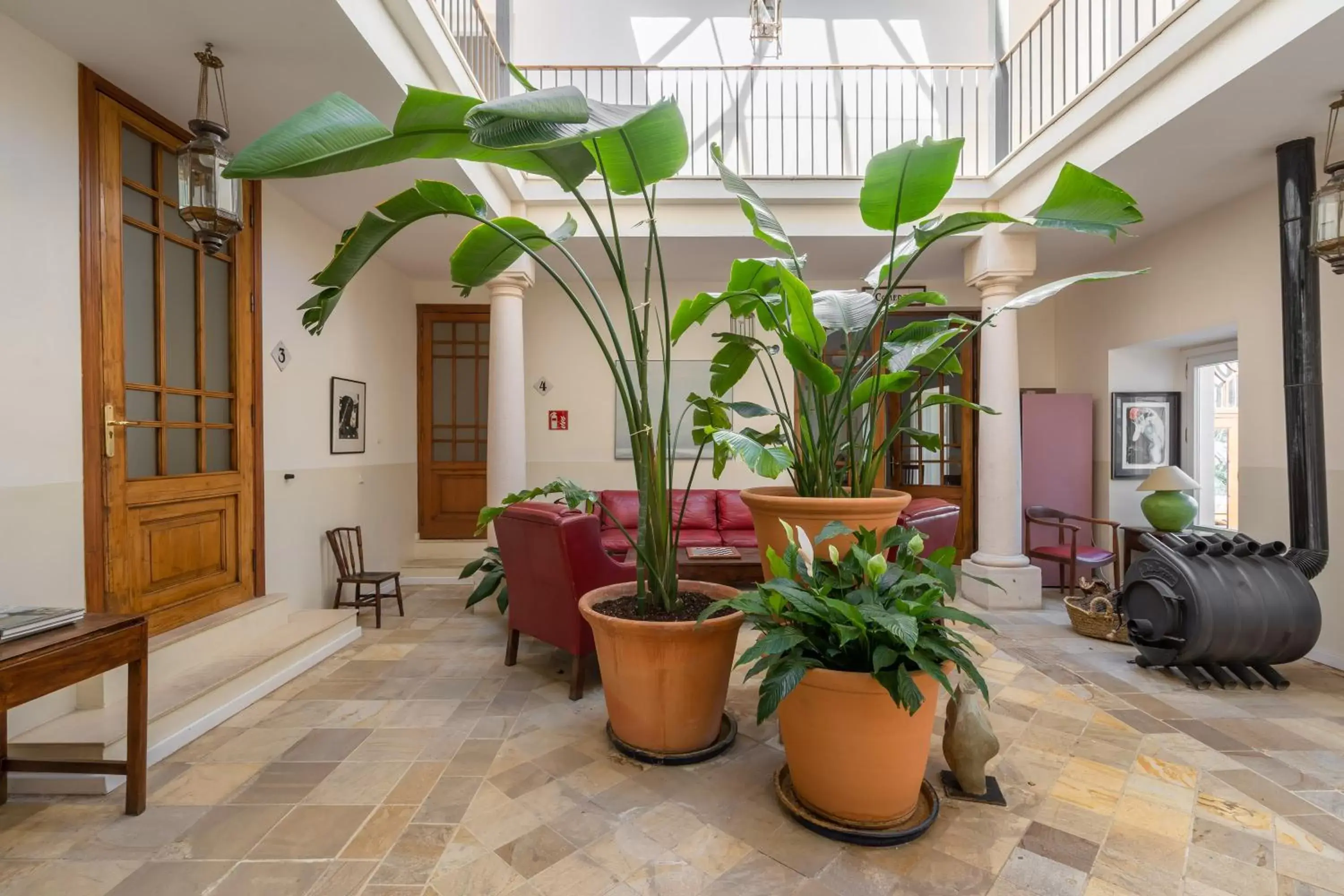 Lobby or reception in Hotel La Fuente de la Higuera