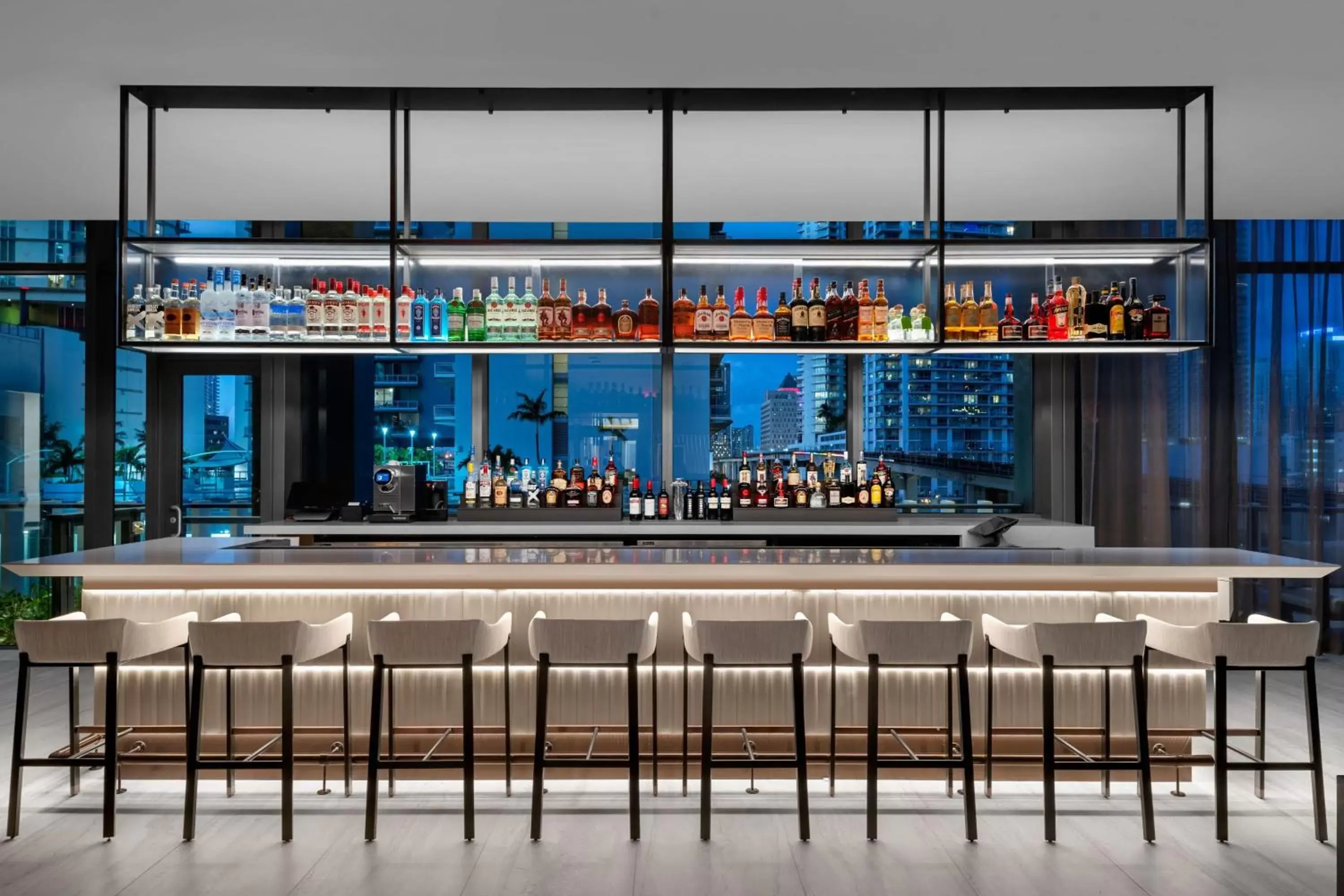 Lounge or bar, Lounge/Bar in AC Hotel By Marriott Miami Brickell