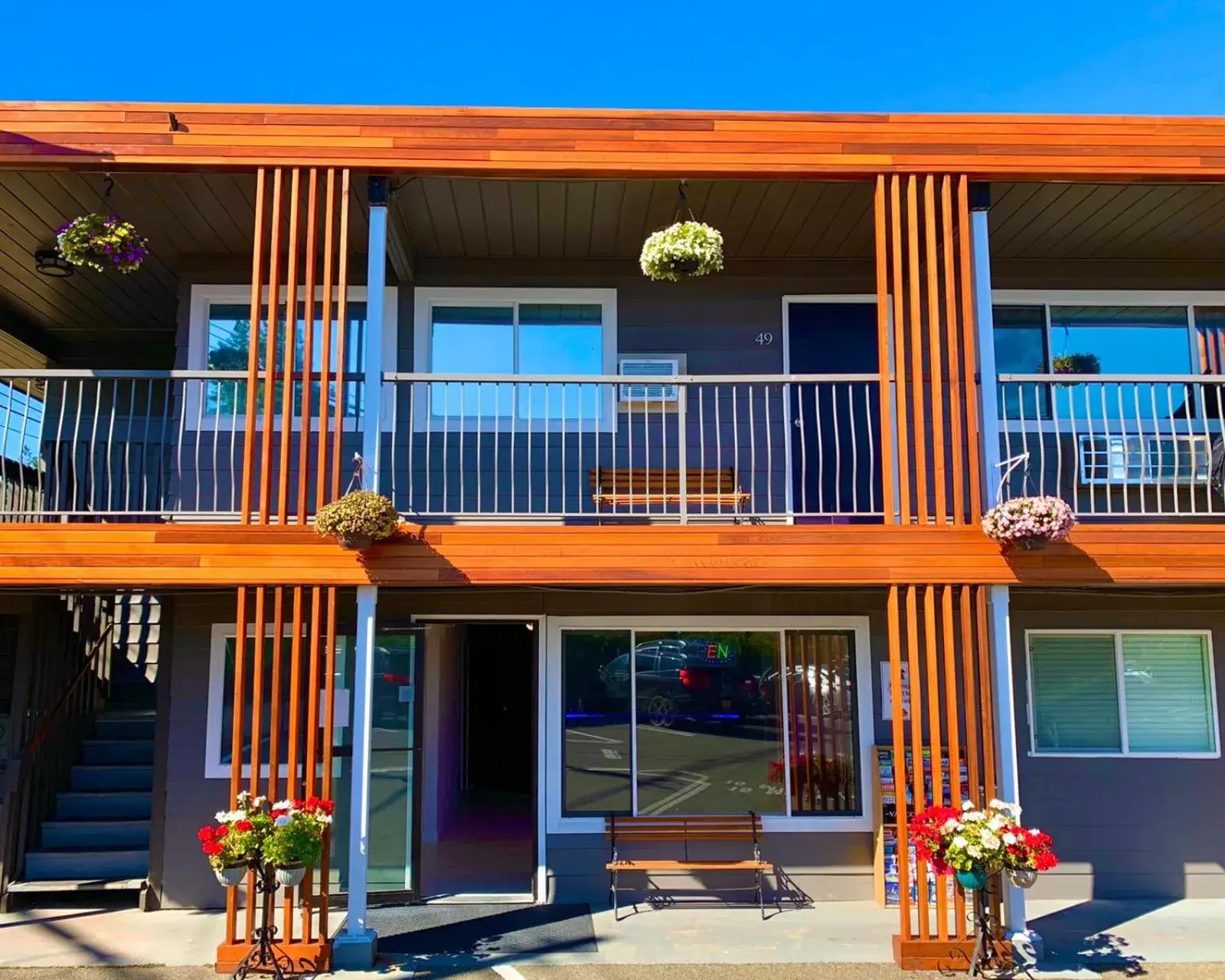 Facade/entrance, Property Building in The Tide's Inn