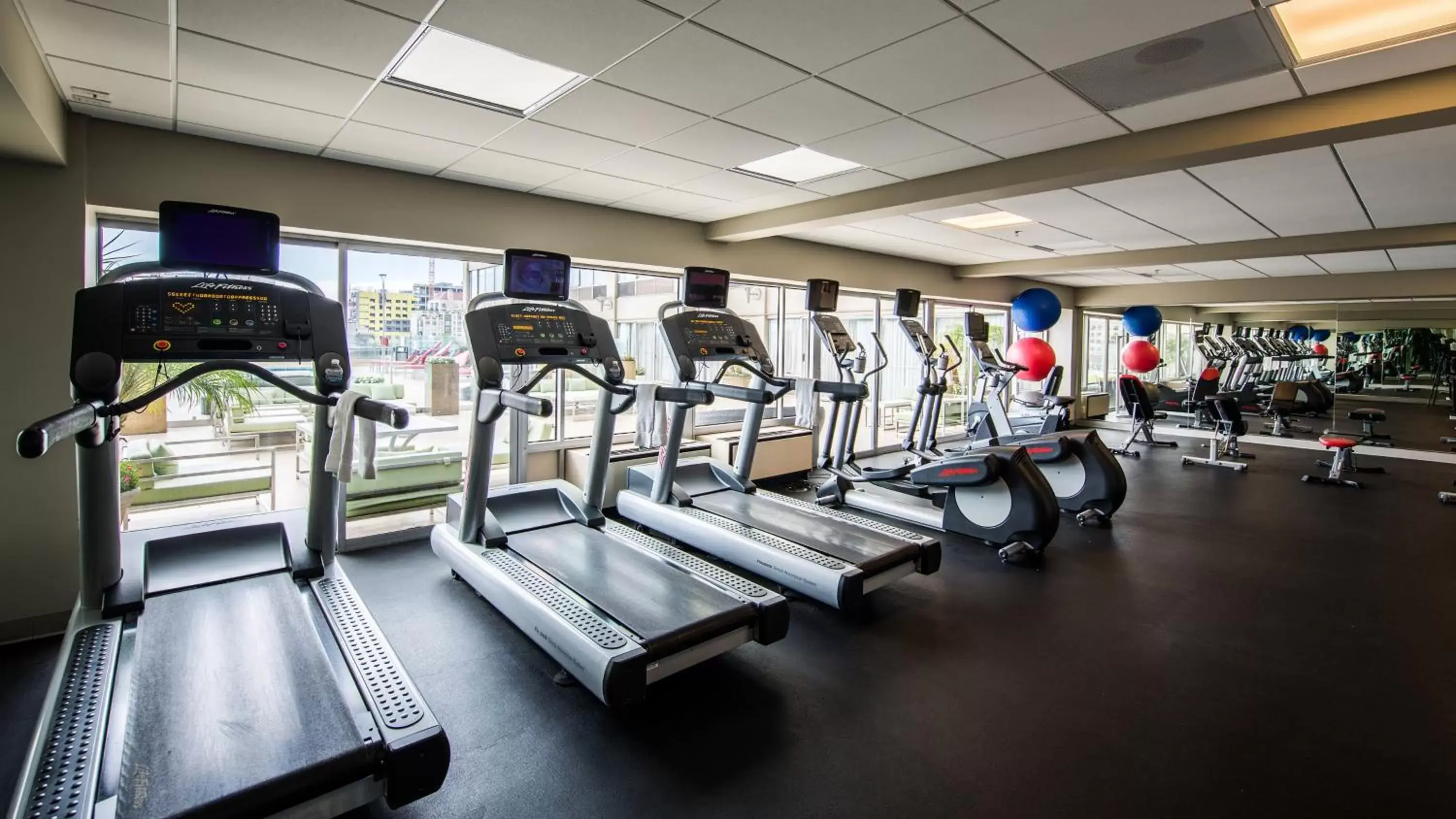 Fitness centre/facilities, Fitness Center/Facilities in Holiday Inn San Francisco - Golden Gateway, an IHG Hotel with no Resort Fee