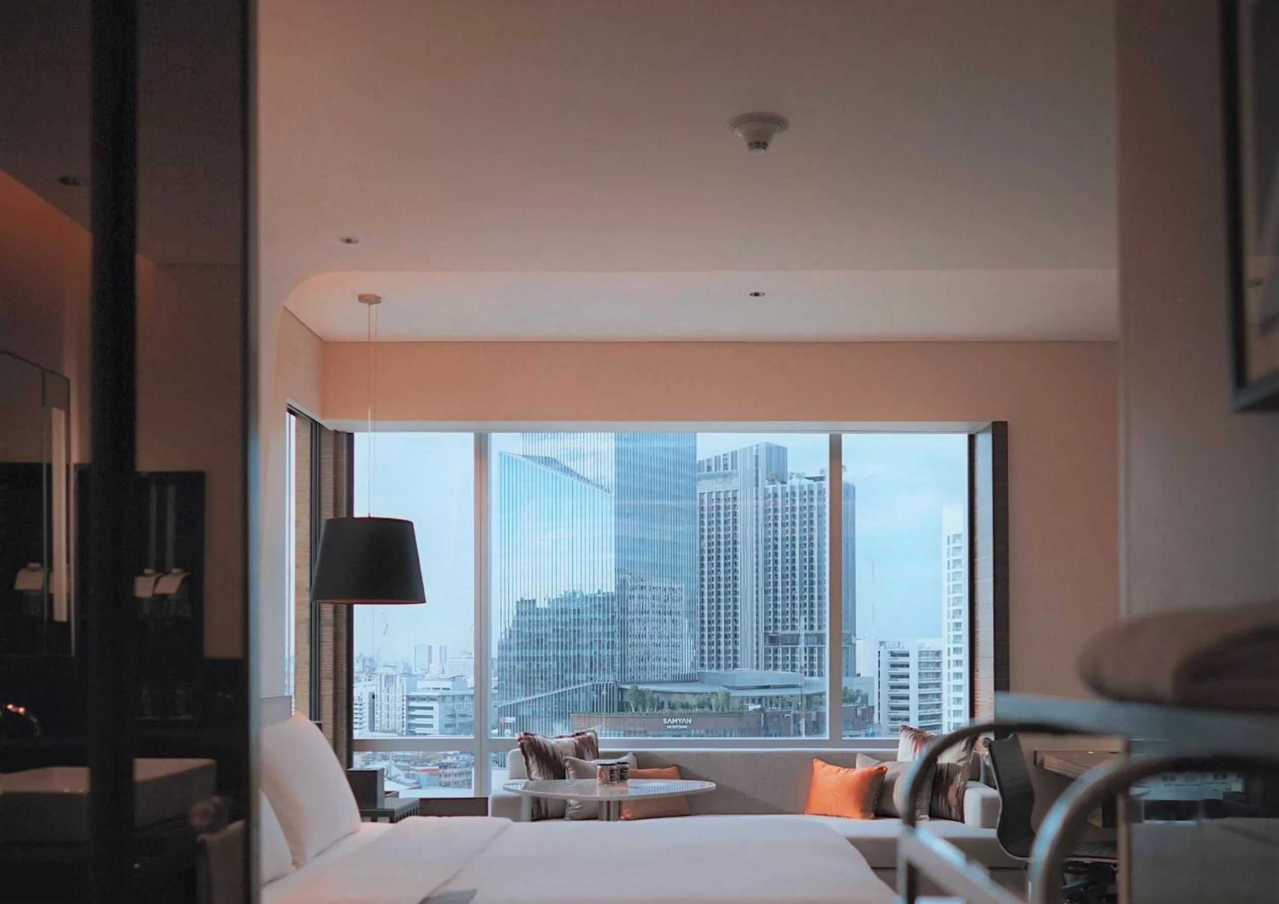 View (from property/room), Bed in Le Meridien Bangkok