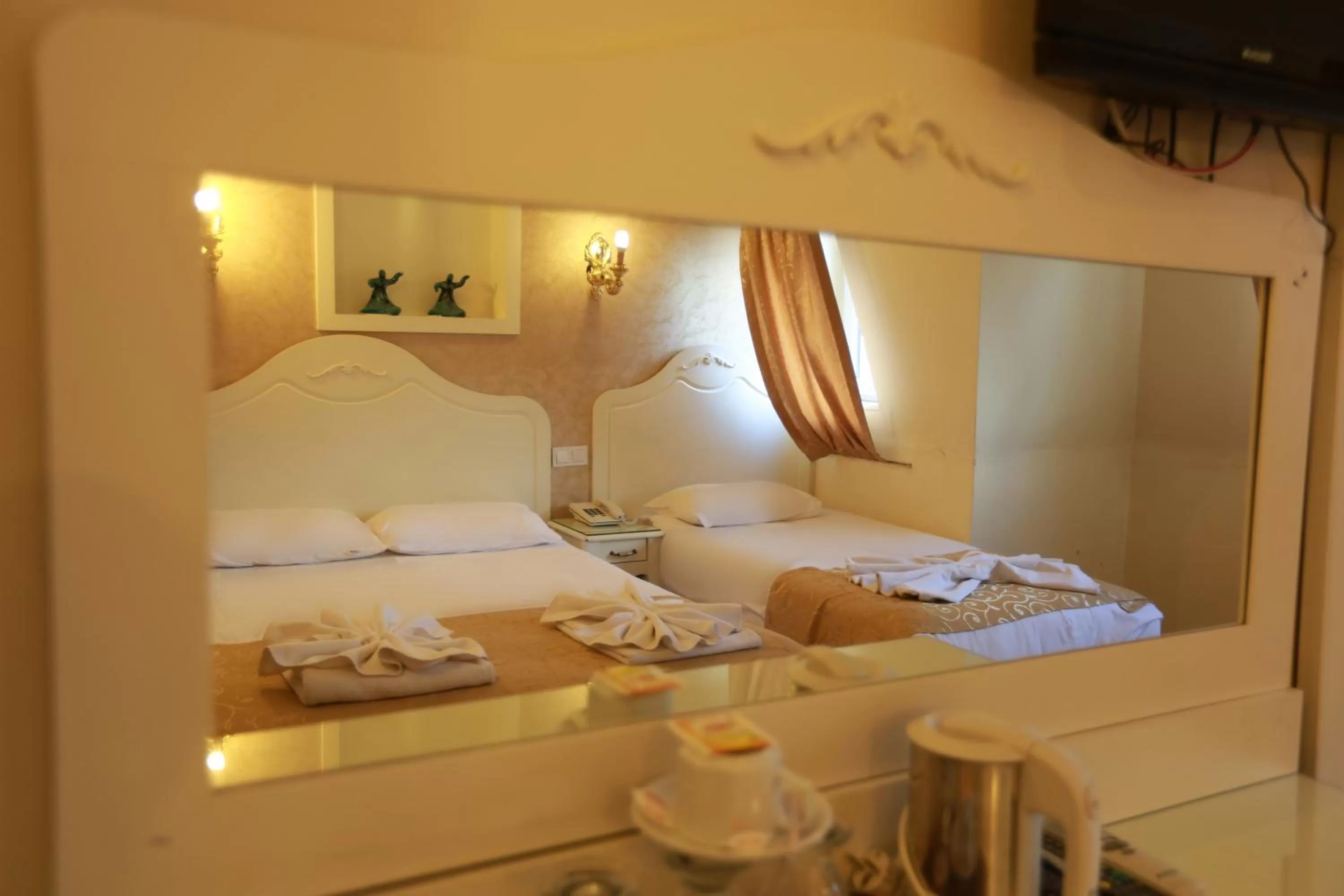 Decorative detail, Bed in Sirkeci Park Hotel