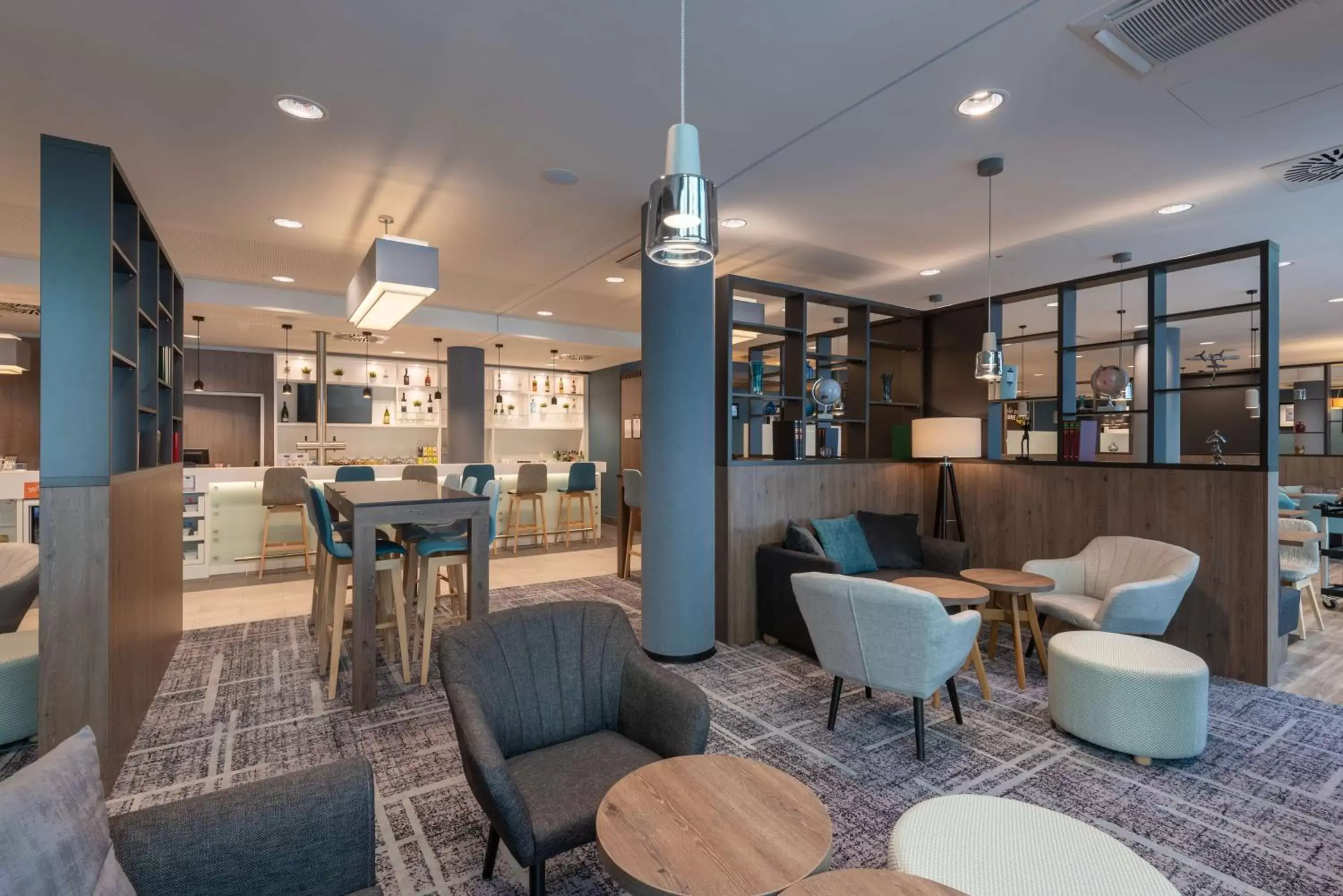 Lounge or bar, Lounge/Bar in Hampton by Hilton Düsseldorf City Centre