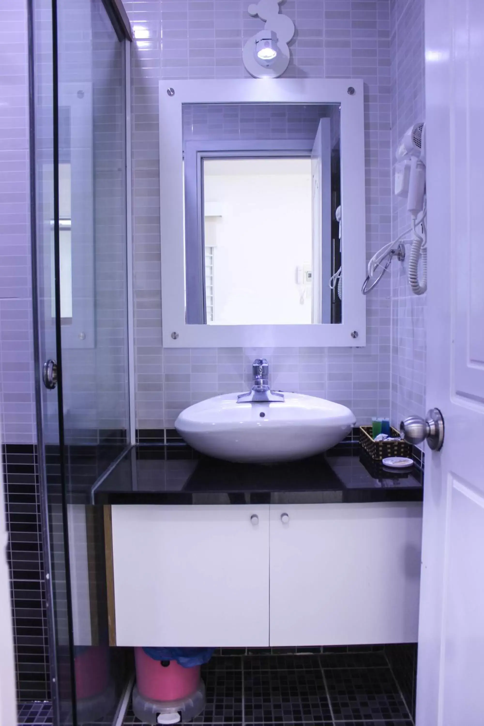 Bathroom in Gold Ocean Apartment