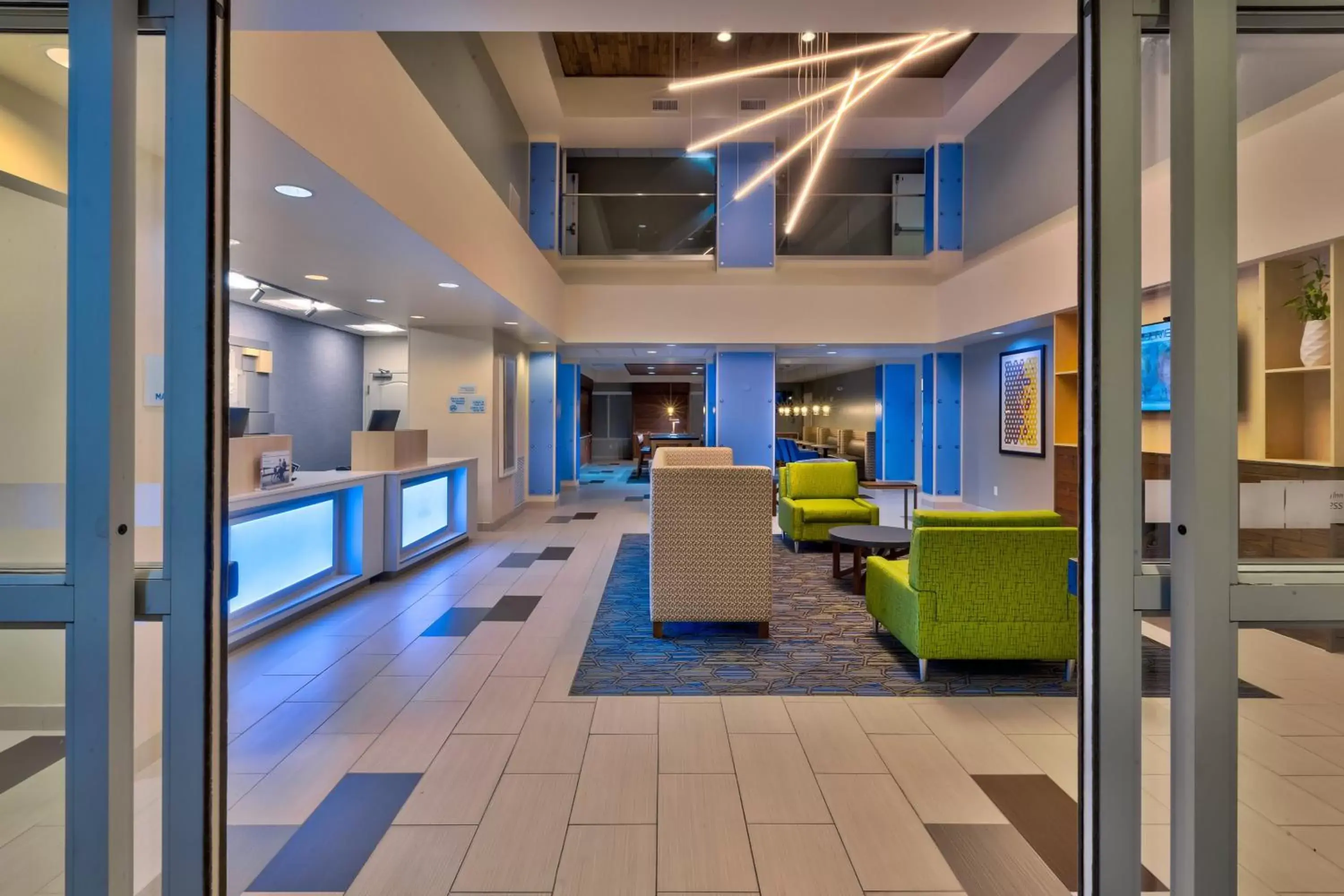 Property building, Lobby/Reception in Holiday Inn Express & Suites - Effingham, an IHG Hotel