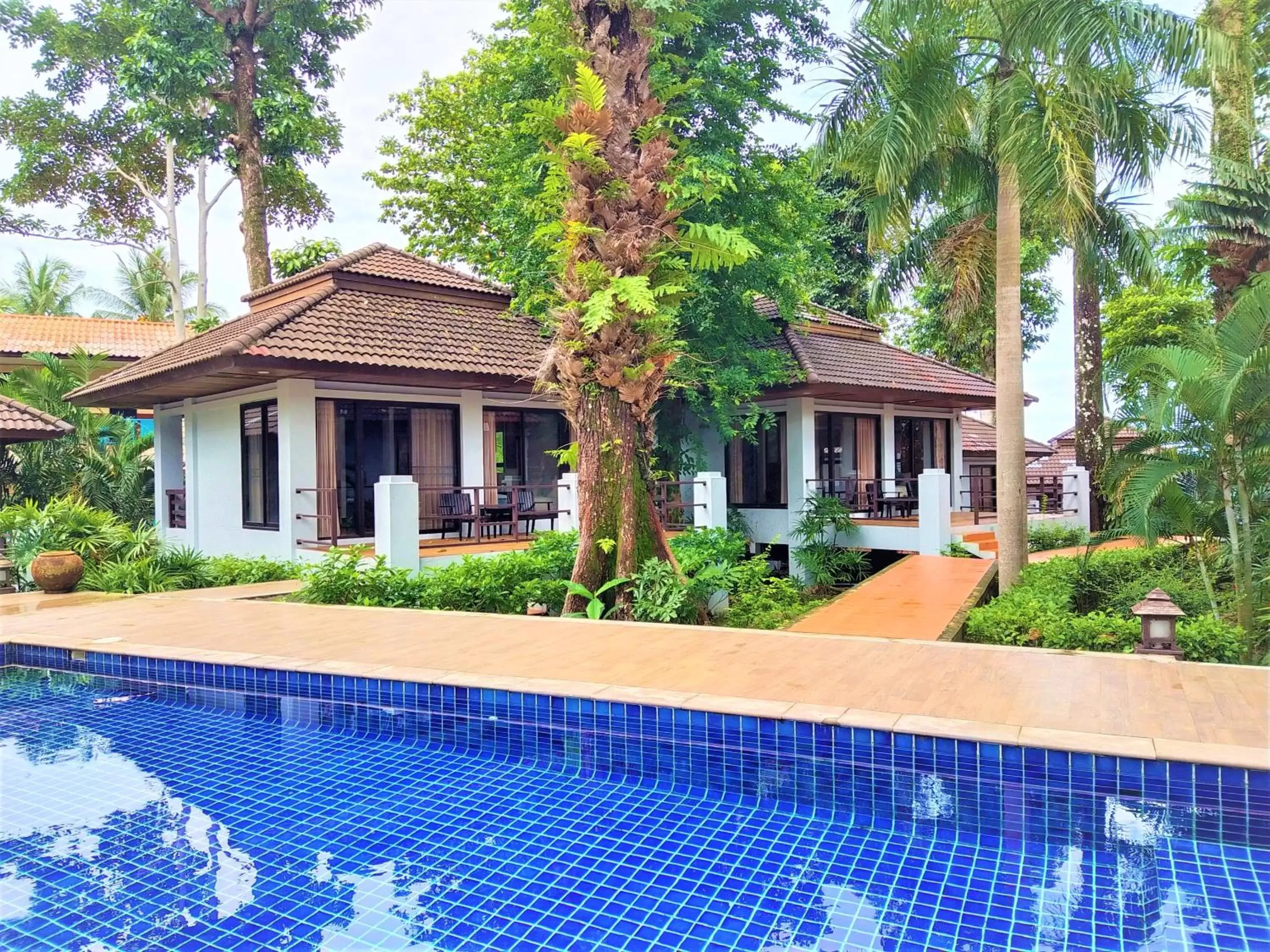 Property building, Swimming Pool in Chang Buri Resort & Spa