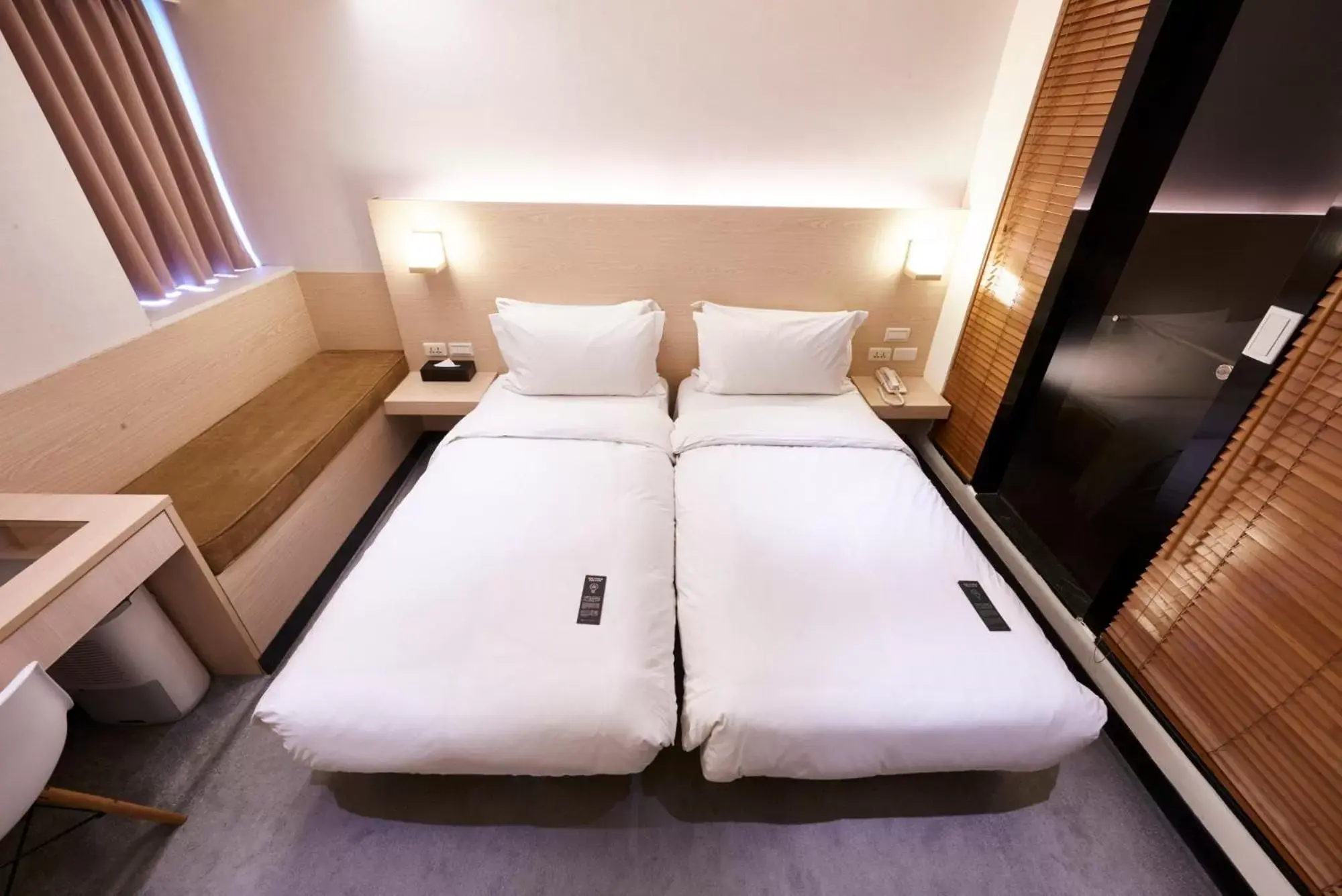 Photo of the whole room, Bed in SWIIO Hotel Ximending