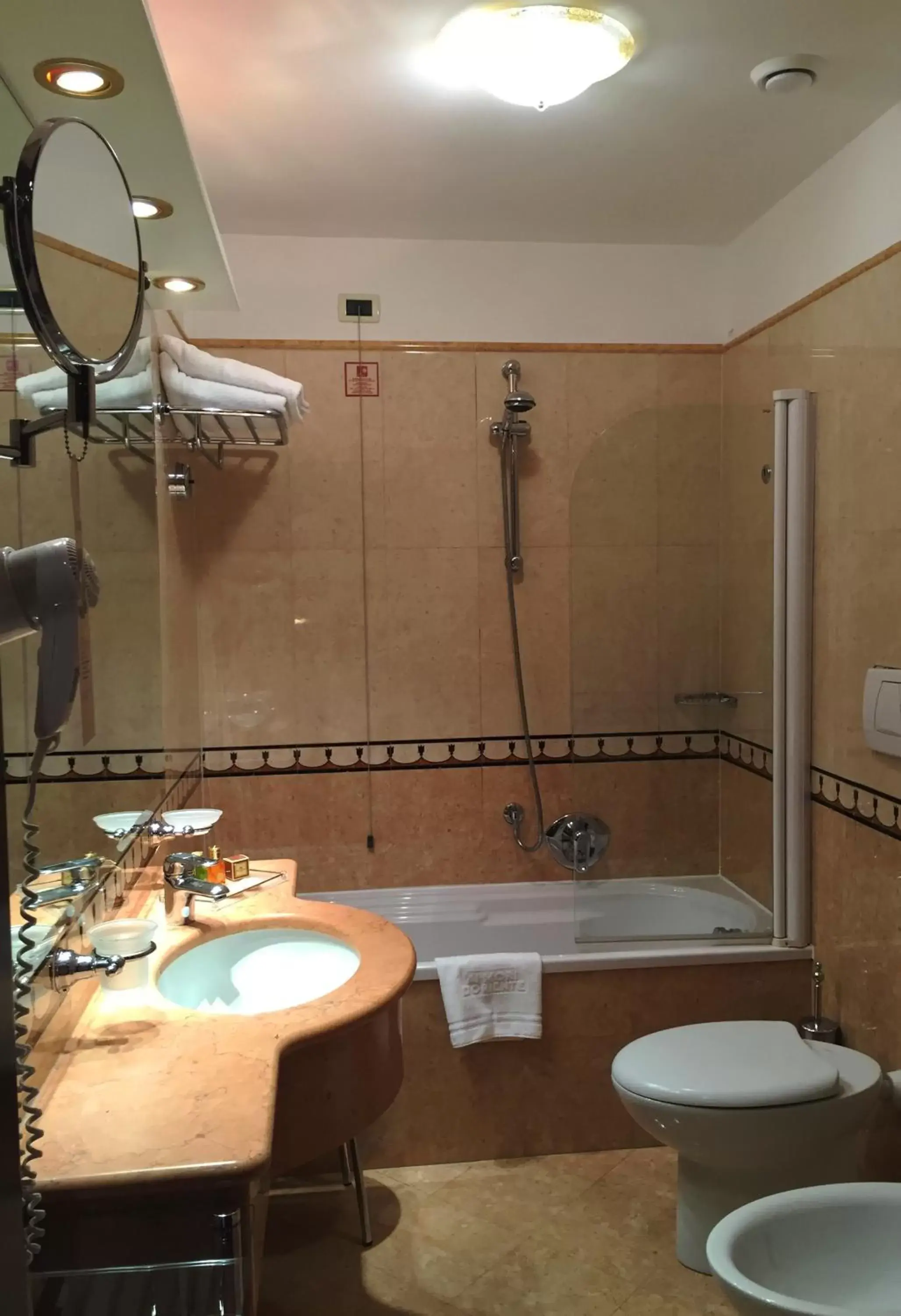 Shower, Bathroom in Ai Mori d'Oriente