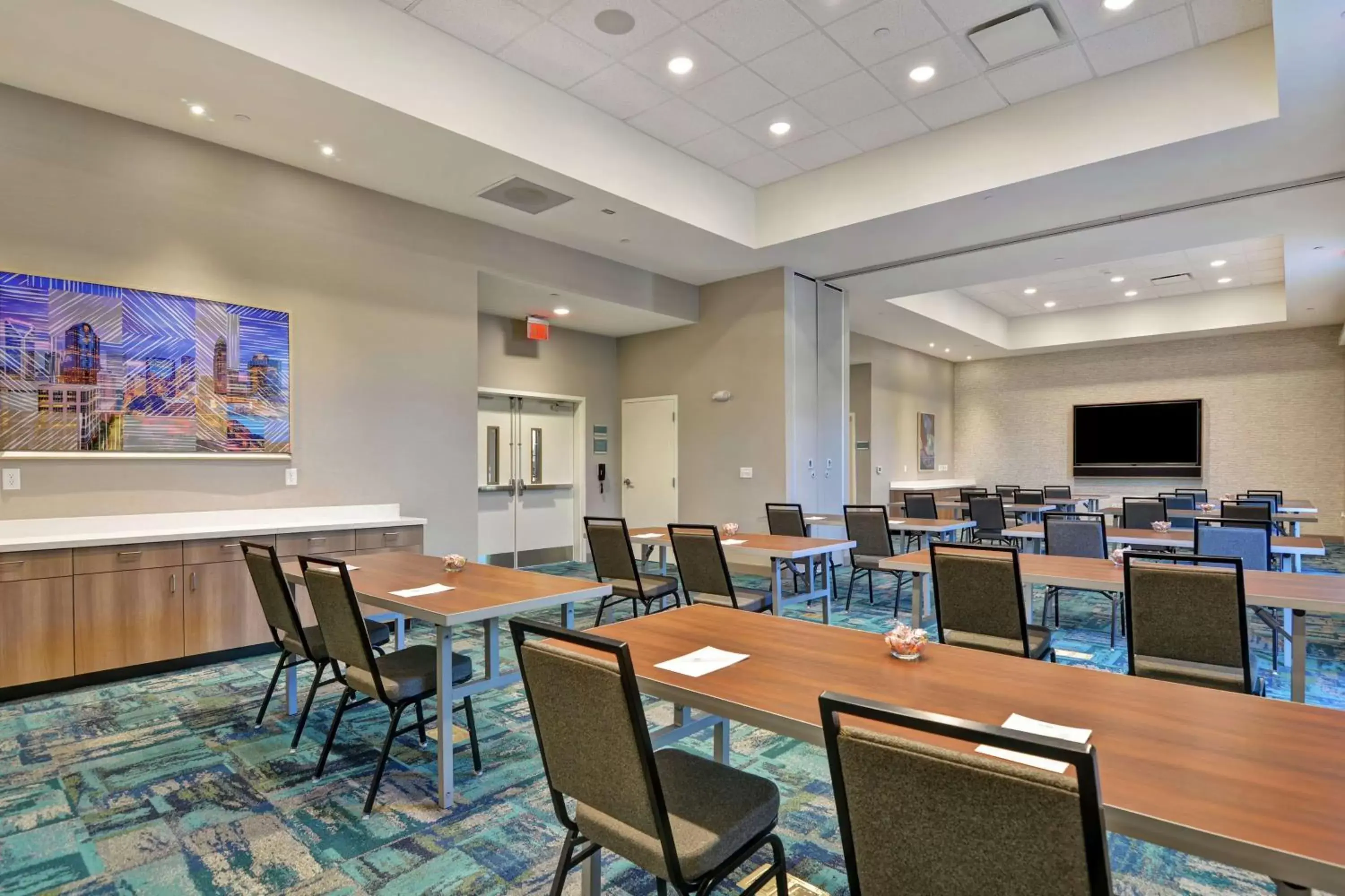 Meeting/conference room in Home2 Suites By Hilton Charlotte Piper Glen