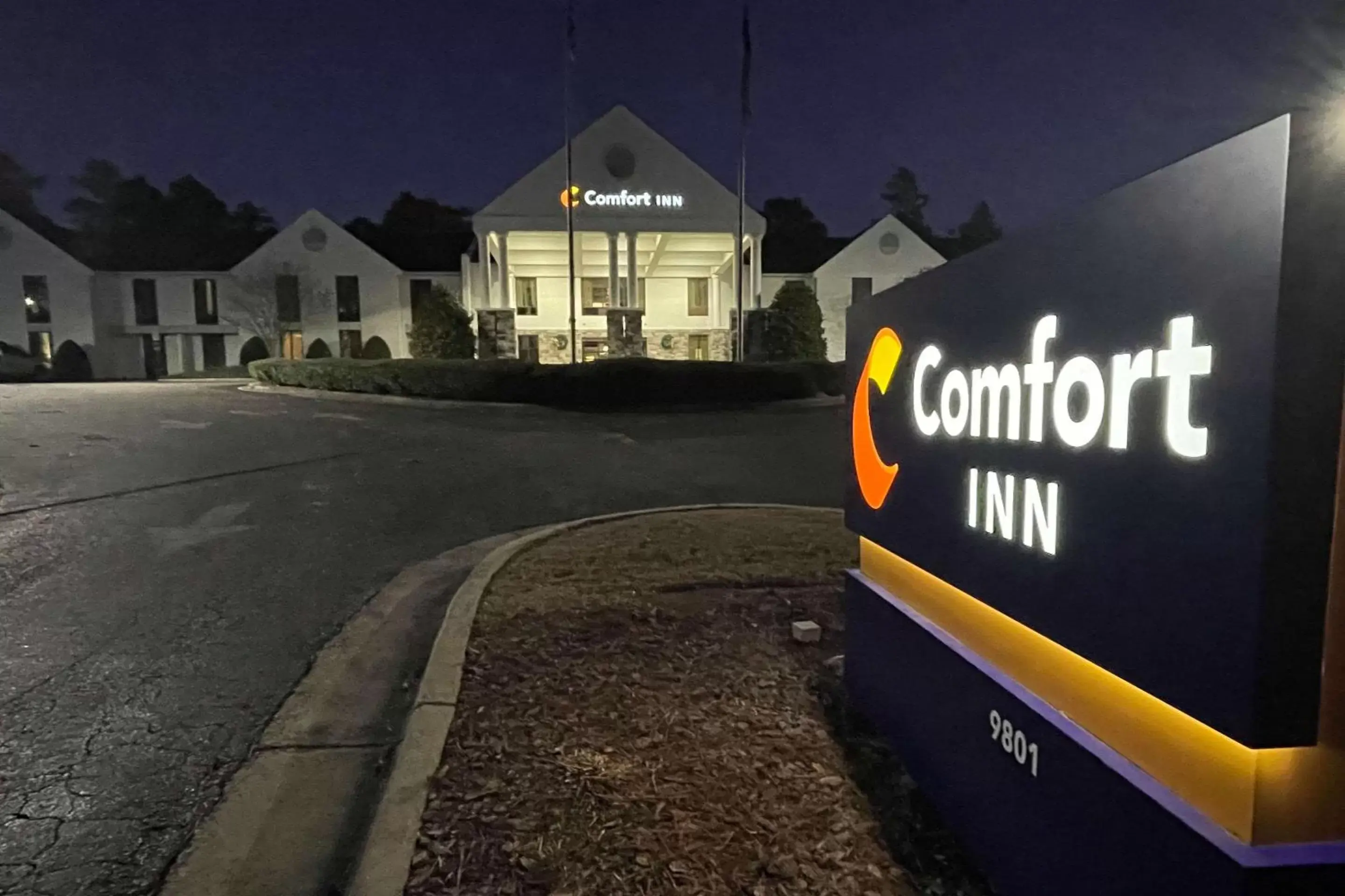 Property building, Property Logo/Sign in Comfort Inn Pinehurst