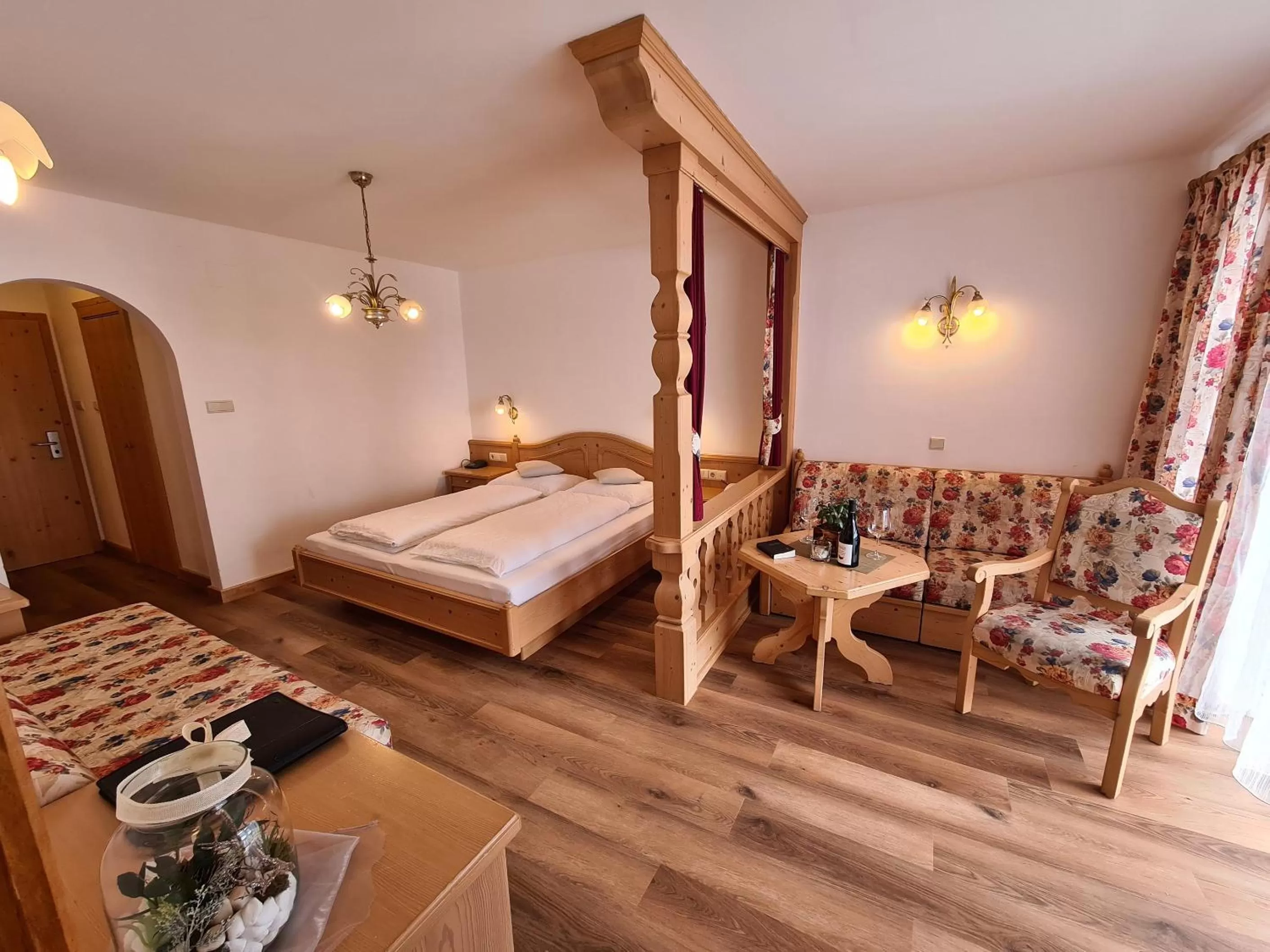 Bedroom, Bed in Sporthotel Kalcherhof