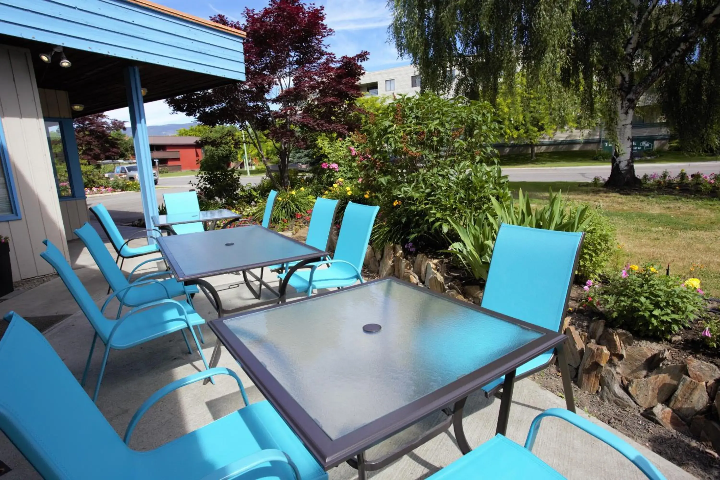 Patio, Swimming Pool in Recreation Inn and Suites